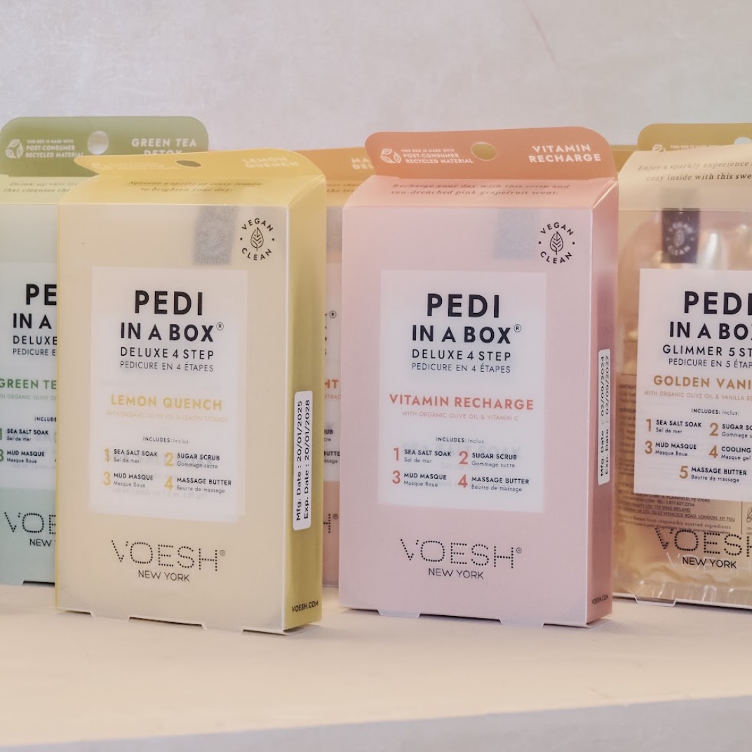 Which @voeshny Pedi-in-a-Box scent is your favourite? Comment down below!
Experience the luxury for yourself! Come on by to our Downtown Dubai salon or try out our home beauty service.
๐ฒ DM or WhatsApp +971 50 8818287
#GoldenGlow #BeautySalonDubai #VoeshDubai #KBeautyDubai #Dubai @voesh_professionals