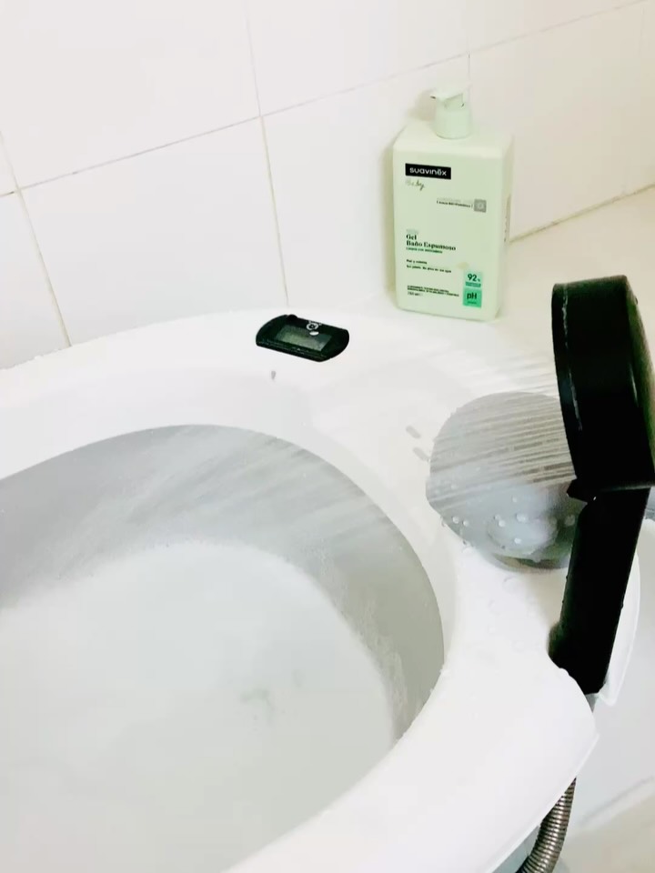 🛁 Nuestra bañera plegable está pensada para hacer el momento del baño mucho más cómodo y práctico.
Cris nos enseña todos los detalles y lo que más destaca es la opción de sujetar la alcachofa de la bañera mientras la bañera se llena sola ✨
Incluye cojín y regadera, para que el baño sea aún más cómodo y completo desde el primer día.
Disponible ya en nuestra web 💙
www.buddybabyworld.com
-
Our foldable baby bathtub is designed to make bath time more comfortable and practical.
It includes a cushion and shower head, making bath time even more comfortable and complete from day one.
Available now on our website 💙
#BañeraPlegable #HoraDelBaño #MomentoBebé #BabyEssentials #PaternidadPráctica