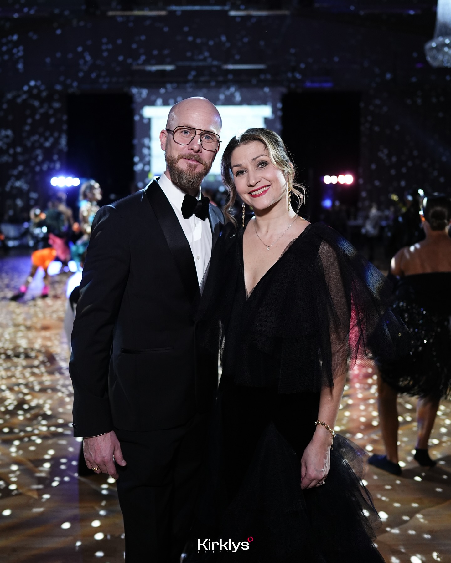 Swedish Open 2026 is over! 🇸🇪✨
What an unforgettable weekend it has been!
We are beyond happy and incredibly proud of everything that was created on and off the dance floor. The energy, the passion, the elegance — pure magic from start to finish.
A heartfelt THANK YOU to everyone who made this event possible:
💛 To everyone – you made it happen.
💛 To our amazing adjudicators – for your professionalism and dedication.
💛 To all dancers – for your talent, hard work, and inspiring performances.
💛 To coaches and parents – for your endless support.
💛 To our fantastic staff – for your tireless effort behind the scenes. @kirklys_dancemedia @flymarkdance @nilu_dk @swedishopendanceorchestra
💛 And of course, to our wonderful sponsors – we truly couldn’t do this without you!
@swedenecoskincare @ottantecosmetics @visionhaircare_professional @gracebytkdesign @labbegdc @managementplannerab @dansstudiomagic @dancecamps.dk @herrings.and.co
You are all part of something very special. We love you ❤️
See you next year – 5–7 March 2027!
Mark your calendars already… we can’t wait! 💫