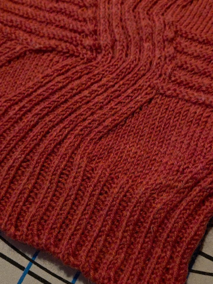 I just love the magic of blocking 😍
When everything relaxes and the vest in shown in it's loveliness 🥰
This new yarn by Fruity knitting, will be released next month, is a perfect choice for anything texture. So round and airy, it is a joy to knit with 🤗
I hope to open the test call next week, let me know if you're interested 😃
#textureknits #testknitterswanted #knitvest #testknit #knitofthedragon