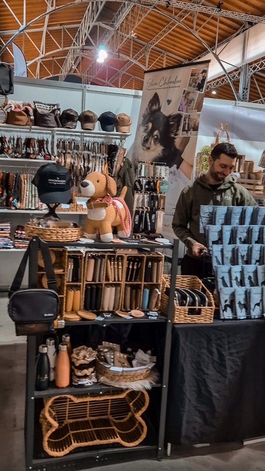Danke für euren Besuch auf der @haustiermesse 2026 ❤️🐕
Schreibt doch mal gerne in die Kommentare was euer Highlight auf der Messe war 😍
@sc_shivachihuahua x @hundekeks.at
#haustiermessewien #haustiermesse #hundeladen #hundezubehör