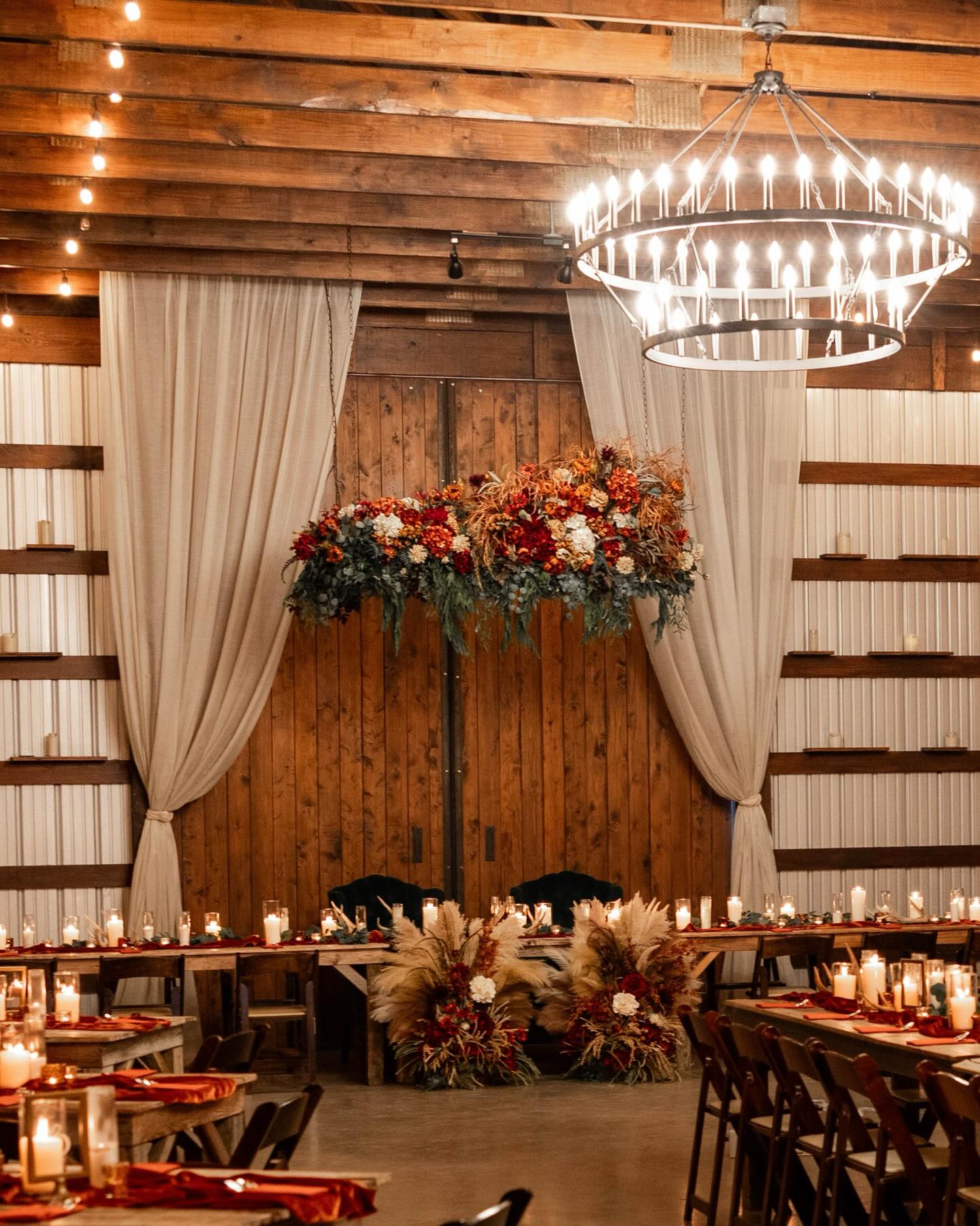 When the reception design is this dreamy ✨
We loved bringing this warm, romantic vision to life from the head table florals to every glowing table detail.
Let us bring your wedding vision to life! Now booking 2026-2027🤍
Venue: @theallenfarmhaus
Planner: @teamoneluxuryevents
Photographer: @kacylynnphotography
Florist: Lorie Booker
#weddingplanner #receptiongoals #weddingshoot #weddinginspo #newbrides
