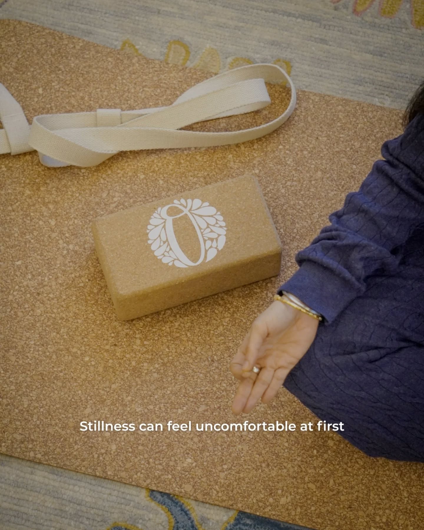 When the body becomes still, the mind often becomes louder.
Thoughts appear.
Restlessness surfaces.
The urge to move returns.
But if we remain for a moment longer, something shifts.
The breath softens.
The body settles.
Sometimes stillness simply needs time.
Take one slow breath before scrolling further.
#yogamats #sustainability #ecofriendlymats #oumyogamats #oneuniversemantra