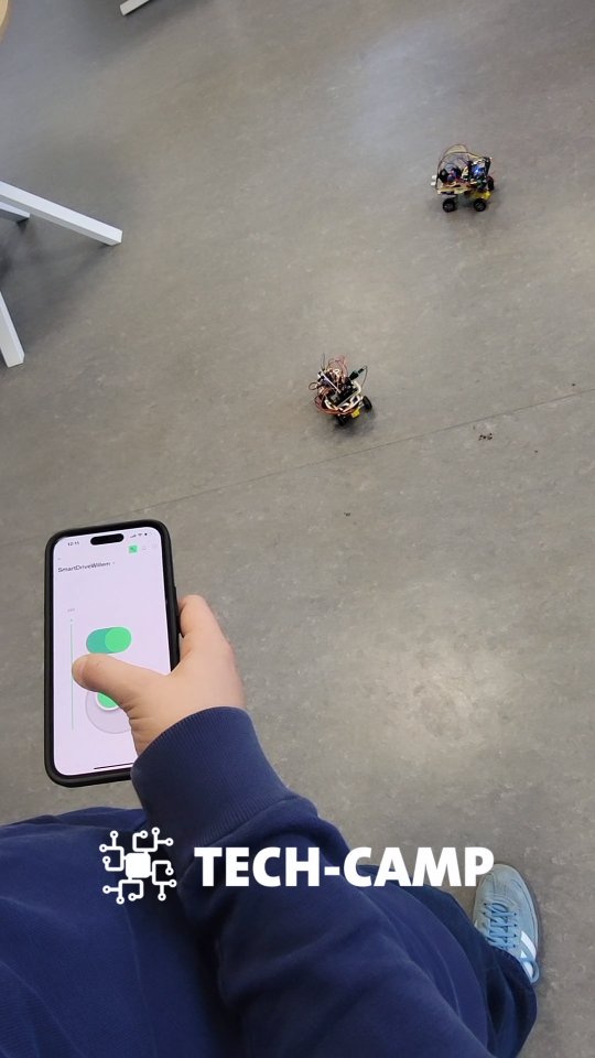 SmartDrive im Manual Mode 🚗🎮
Im SmartDrive Workshop steuern die Jugendlichen ihr selbst entwickeltes Fahrzeug per Joystick und testen dabei Lenkung, Tempo und Reaktionen in Echtzeit. Jede Runde bringt neue Erkenntnisse. Feinere Kurven, bessere Kontrolle, schnellere Anpassungen.
Und hier kommt IoT ins Spiel. IoT (Internet of Things) bedeutet, dass Geräte über das Internet oder ein WLAN miteinander kommunizieren. In unserem Projekt sendet der Joystick seine Steuerbefehle kabellos an das Fahrzeug. Das Fahrzeug empfängt die Signale, setzt sie sofort um und kann dabei Daten zurückmelden. So lernen die Jugendlichen, wie moderne vernetzte Technik funktioniert, wie bei smarten Geräten oder vernetzten Autos.
Nebenbei wachsen wichtige Softskills wie Teamarbeit, Fokus, schnelle Problemlösung und sauberes Testen. Berufsorientierung inklusive, mit Einblicken in Robotik, Embedded Development und IoT.
#SmartDrive #Jugendprojekt #IoT #Berufsorientierung #MINT
