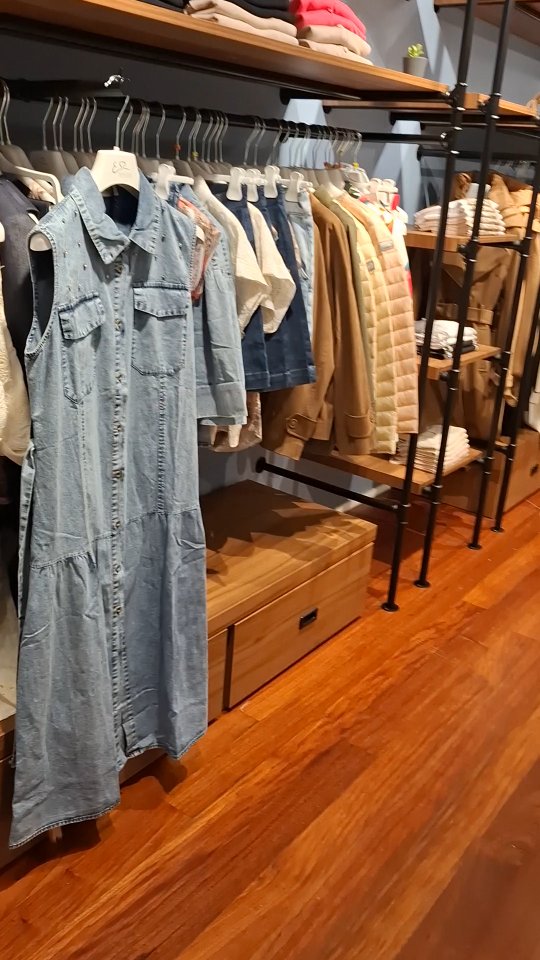 O caos que nos leva à Mudança: a NOVA COLEÇÃO já está a entrar na nossa loja e em breve no nosso site 💻
Vamos ter tudo pronto para receber a Primavera convosco, na YES ZEE PENAFIEL 🌿
#yeszeepenafiel #modafeminina #modamasculina #portugal #yeszeeportugal