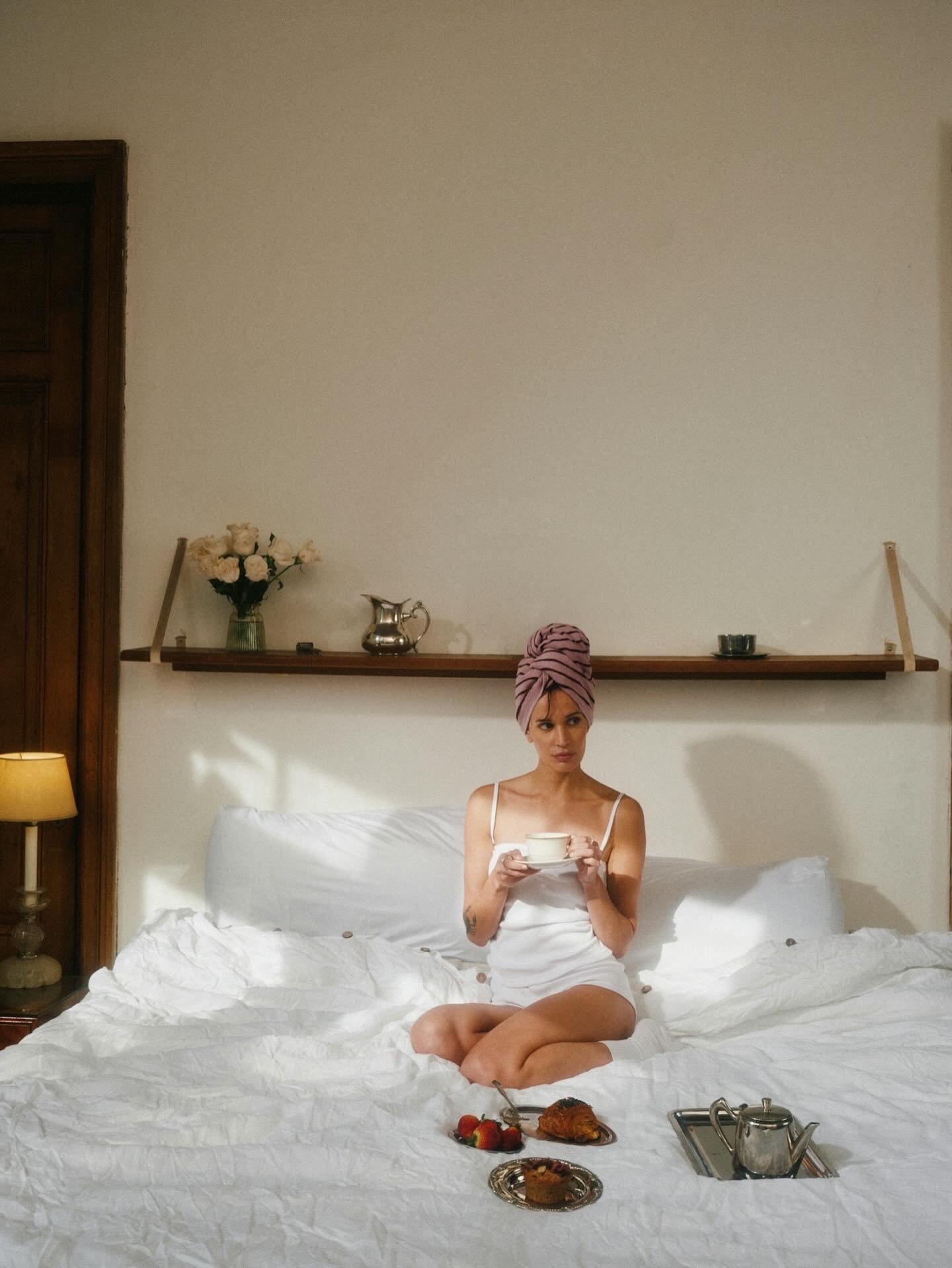 This’ll be my vibe all weekend 😆
Work has been picking up again lately (which I’m absolutely loving), but I’m trying to make sure I balance it with some proper downtime too.
So this is your reminder to switch that OOO on, take some time for yourself and decompress 🙌
Are you good at switching off from work?
#freelance #womeninbusiness #ukbusiness