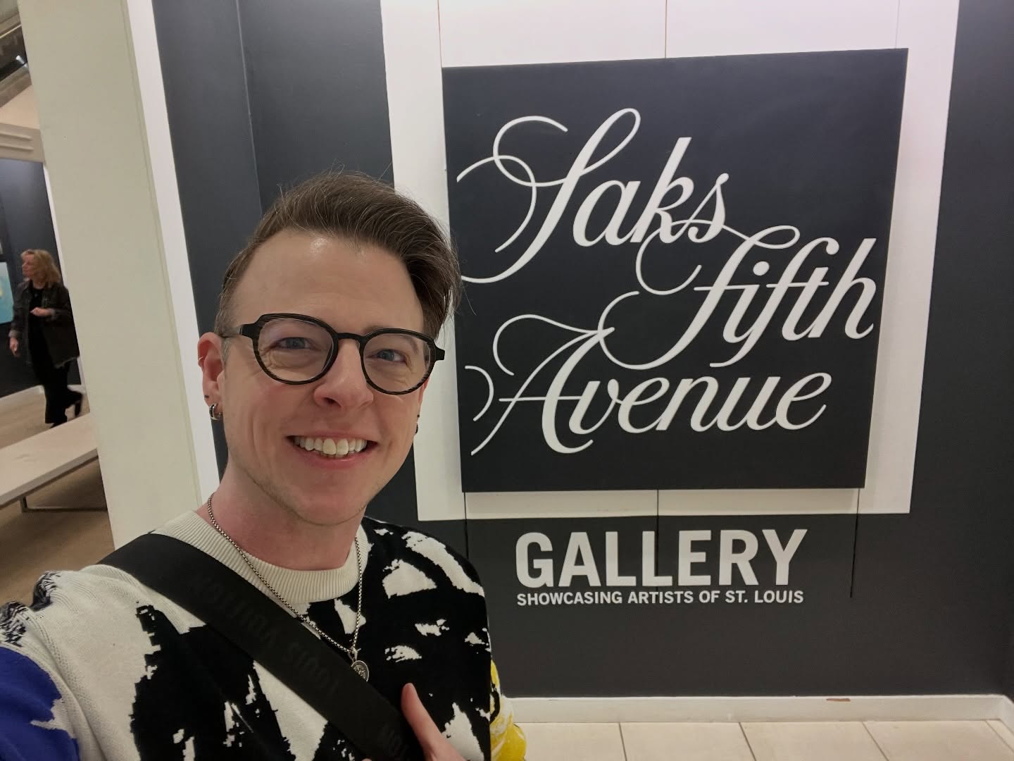 THIS SATURDAY, March 7th from 4-6 pm, is the opening of “Masters in Motion” at the Gallery of Saks Fifth Avenue, featuring works by 40+ STL artists! Hope to see you!
@plaza.frontenac #stlouisartists