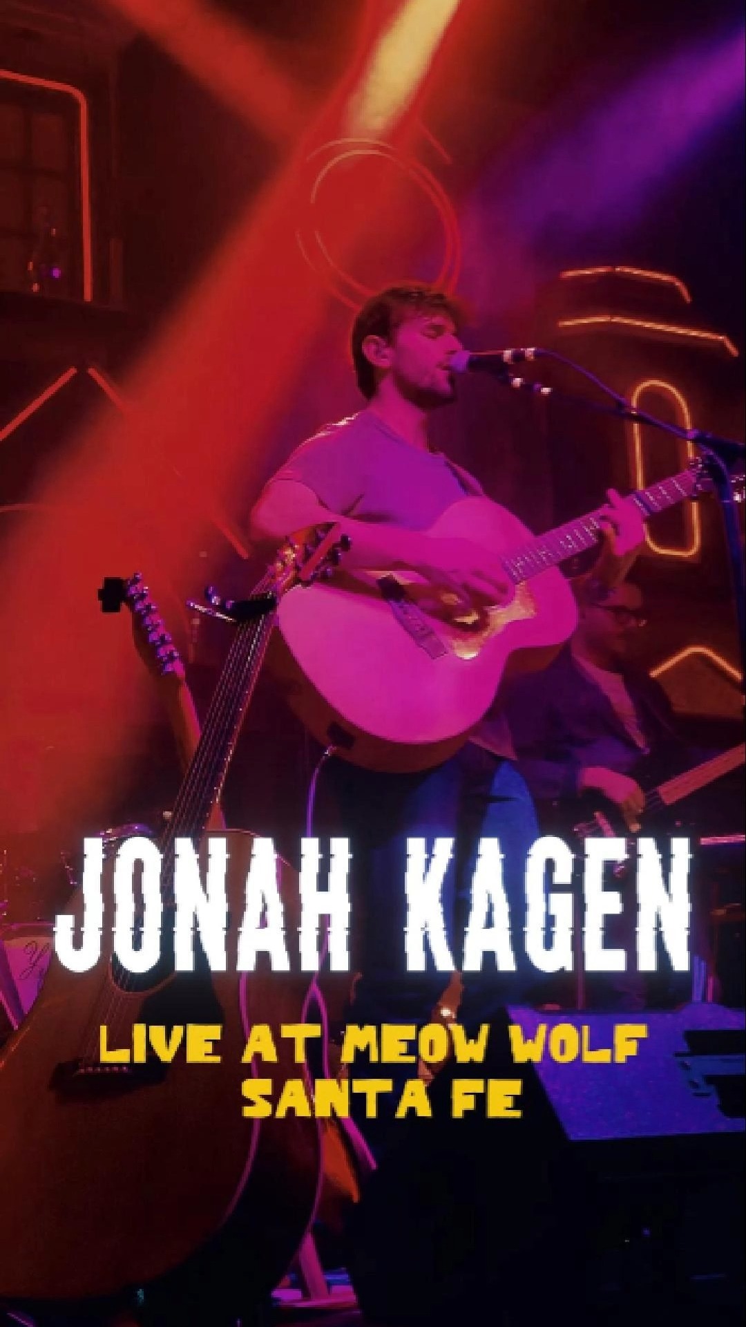 Hey Santa Fe!
Talk about a night to remember at @meowwolfsantafe ! @jonahkagen was an absolute delight of pure musical bliss from deep soulful lyrics to amazing guitar solos! We also can't forgetion mention @annagravesmusic for the incredible opening act.
Thank you @nyxvv for the invitation to see this show!!
#concert #livemusic #reelcreator #holybananasmedia #santafe #meowwolf