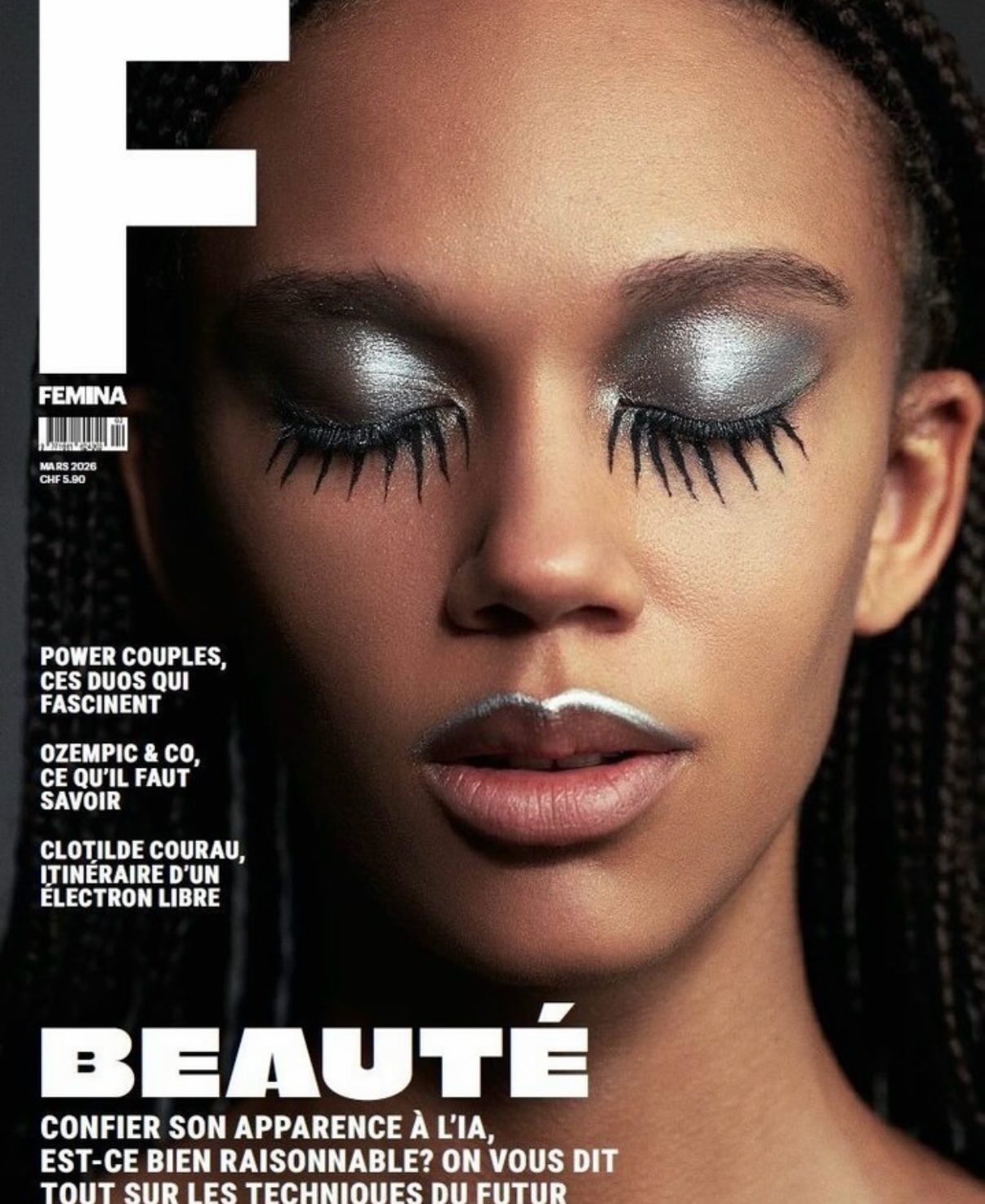 Shampooing énergisant au genévrier de @rausch_official dans la parution actuelle @feminasuisse ! Un produit pour hommes spécifiquement. Mais honnêtement, nous l’utilisons aussi autant que femmes, et c’est top. Rafraîchissant !
➡️ La formule 4 en 1 pratique pour les cheveux, le corps, le visage et la barbe – spécialement conçue pour les hommes du pro des soins capillaires