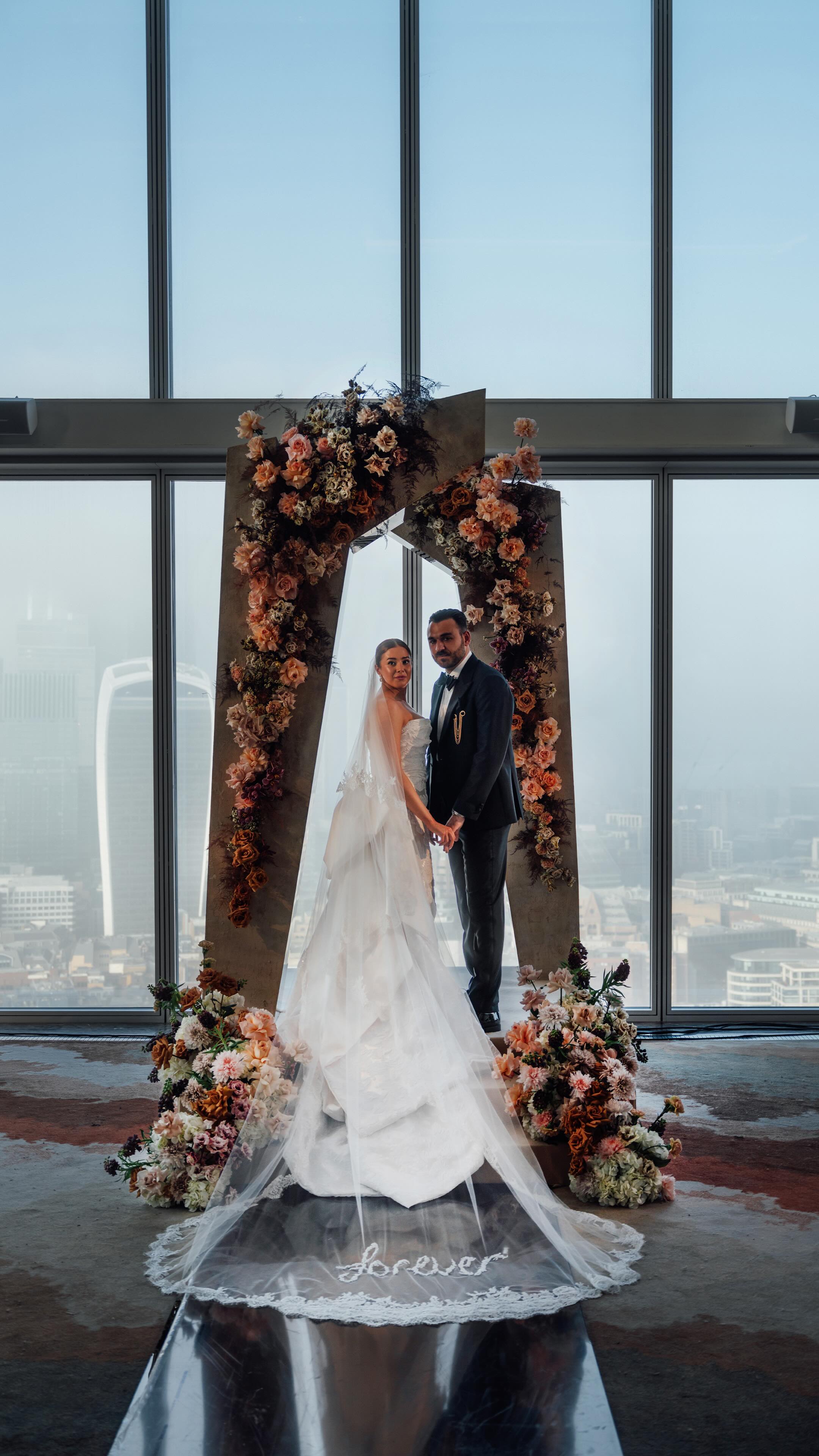 Well well well… that’s a wrap on yesterday’s wedding showcase up in the clouds at the stunning @shangrilalondon, and what a day it was.
It might take a while to come down from this one after months of planning, but none of it would have been possible without my incredible team, the many planners and suppliers involved, and of course our gorgeous bride and groom 🤍
We’ve got tons of content coming from our team of 15 photographers, videographers and content creators, so stay tuned over the coming days - I can’t wait to share it all with you.
For now, here’s a little snapshot of the day. Enjoy 🫶🏼
Venue: @shangrilalondon @kurt.macher
Planning & Design: @daisyamodioevents
Production & Draping: @weareluminaire
Floral Designer: @wildaboutflower
Stationery: @cartaliastudio @theembroiderednapkincompany
Furniture: @optionsgreathire
Bridal attire: @sallybeancouture @lylalupa @victoriapercival_accessories
Bride: @emiilypearl
Grooms attire: @scabal
Entertainment: @emporiumlivemusic @aston.band
Celebrant: @jennifer_patrice_celebrant
Beauty: @teamglamofficial
Guest Gifting: @gigiandolive_ @jolovesofficial
Photography: @davidcphotography @rebeccasearlephotography @harrytarbuck @theysaidyesphotos
Videography: @ryanedwardsweddingfilms @servoweddings
Content Creator: @mbweddings_events