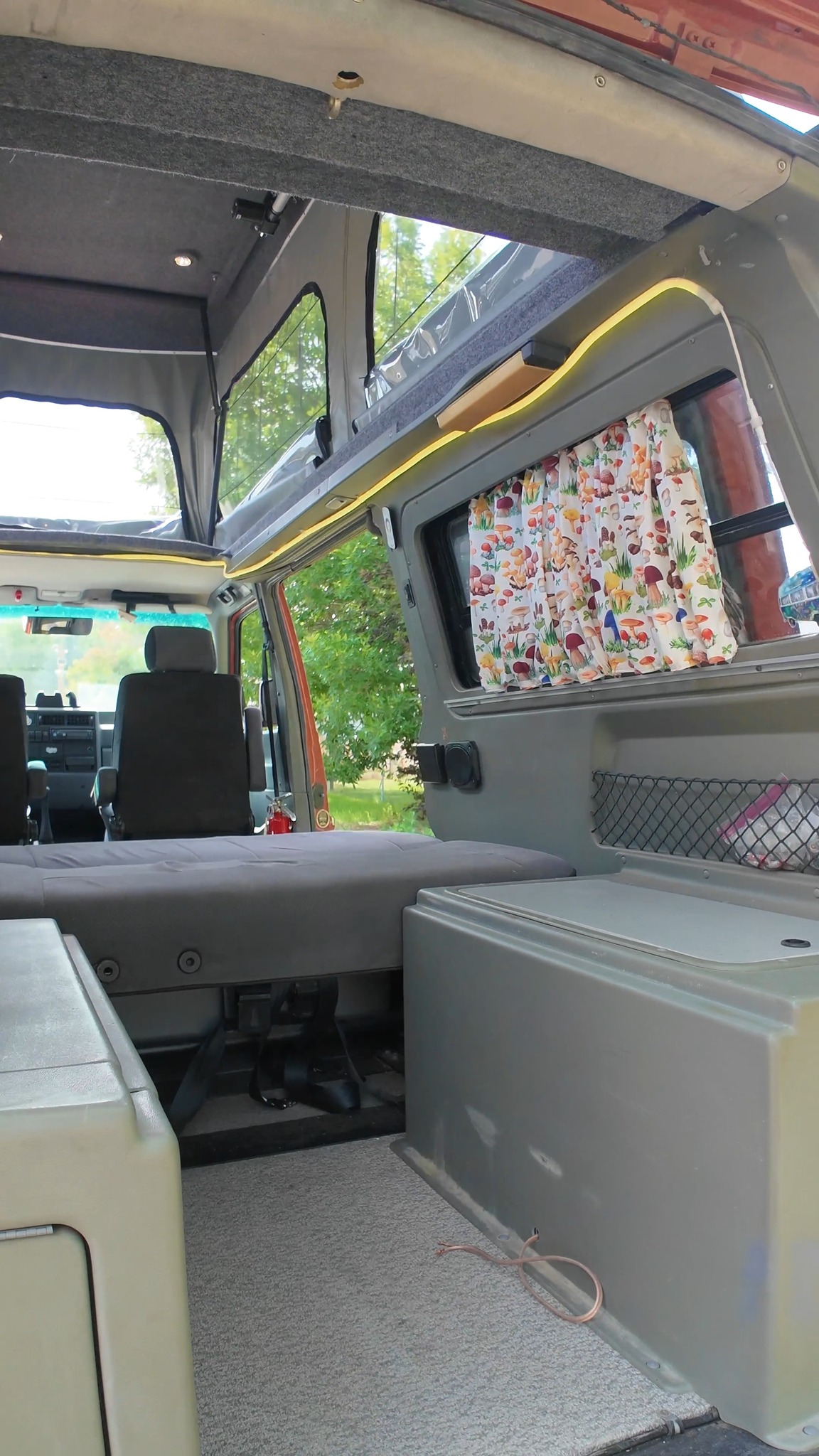 970.699.6000 • coloradocampervan.com
#coloradocampervan #poptop #vw #vwcampervan #eurovan
#vanconversions #vanbuilders #vanfam #vanlife