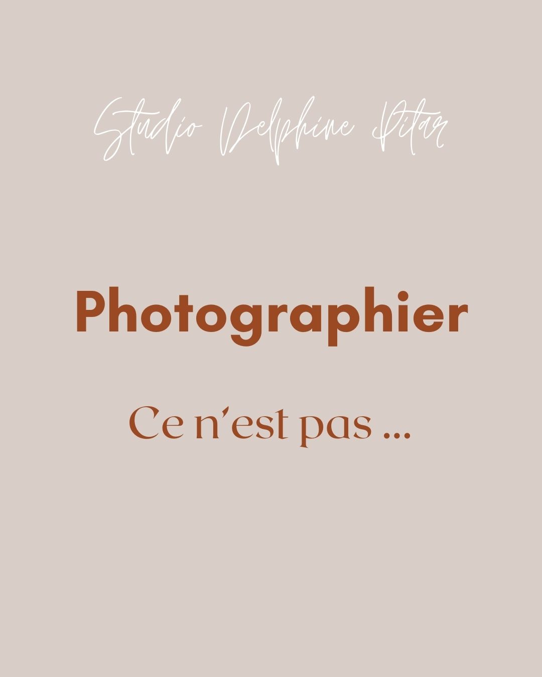 Le choix d'un photographe est une décision importante, car il sera chargé d'immortaliser les plus beaux moments de votre journée.
Voici quelques conseils pour vous aider à faire le bon choix :
- Définissez le style que vous aimez.
- Parcourez leurs portfolios : Regardez attentivement les photos pour vous assurer que leur style correspond à vos
attentes.
- Définissez vos préférences : Préférez-vous des photos
naturelles et spontanées ou des photos plus posées ? Un style
vintage ou moderne ?
- Rencontrez-les en personne.
- Première impression : La rencontre en personne vous
permettra de juger de leur personnalité et de vérifier si le
feeling passe bien entre vous
- Posez des questions : N'hésitez pas à poser toutes vos
questions concernant leurs tarifs, leurs prestations, leur
expérience, leurs moyens mis en oeuvre pour sécuriser vos
images, etc.
- Comparez les devis
Prestations incluses : Comparez les prestations proposées par
chaque prestataire (nombre de photos, album photo, etc.).
- Lisez les avis : consultez les avis sur Google.
- Réseaux sociaux : regardez les commentaires sur leurs pages
Facebook ou Instagram.
Préférez un prestataire dont c’est le métier à plein temps au risque d’attendre vos photos pendant plusieurs mois.
- Vérifiez leur professionnalisme :
Société immatriculée et à jour de ses cotisations URSSAF, demandez une attestation de vigilance.
Assurances : Assurez-vous qu'ils disposent des assurances
nécessaires.
- Matériel : Vérifiez qu'ils utilisent du matériel professionnel et
de qualité en double exemplaire
- Expérience : Privilégiez les professionnels ayant une
expérience significative dans le domaine du mariage.
- Demandez à voir un reportage complet d’un mariage et les
livres photos qu’il propose.
- Conseils supplémentaires : Signez un contrat.
- Réservez à l'avance : Les bons photographes sont souvent réservés plusieurs mois voir année à l'avance.