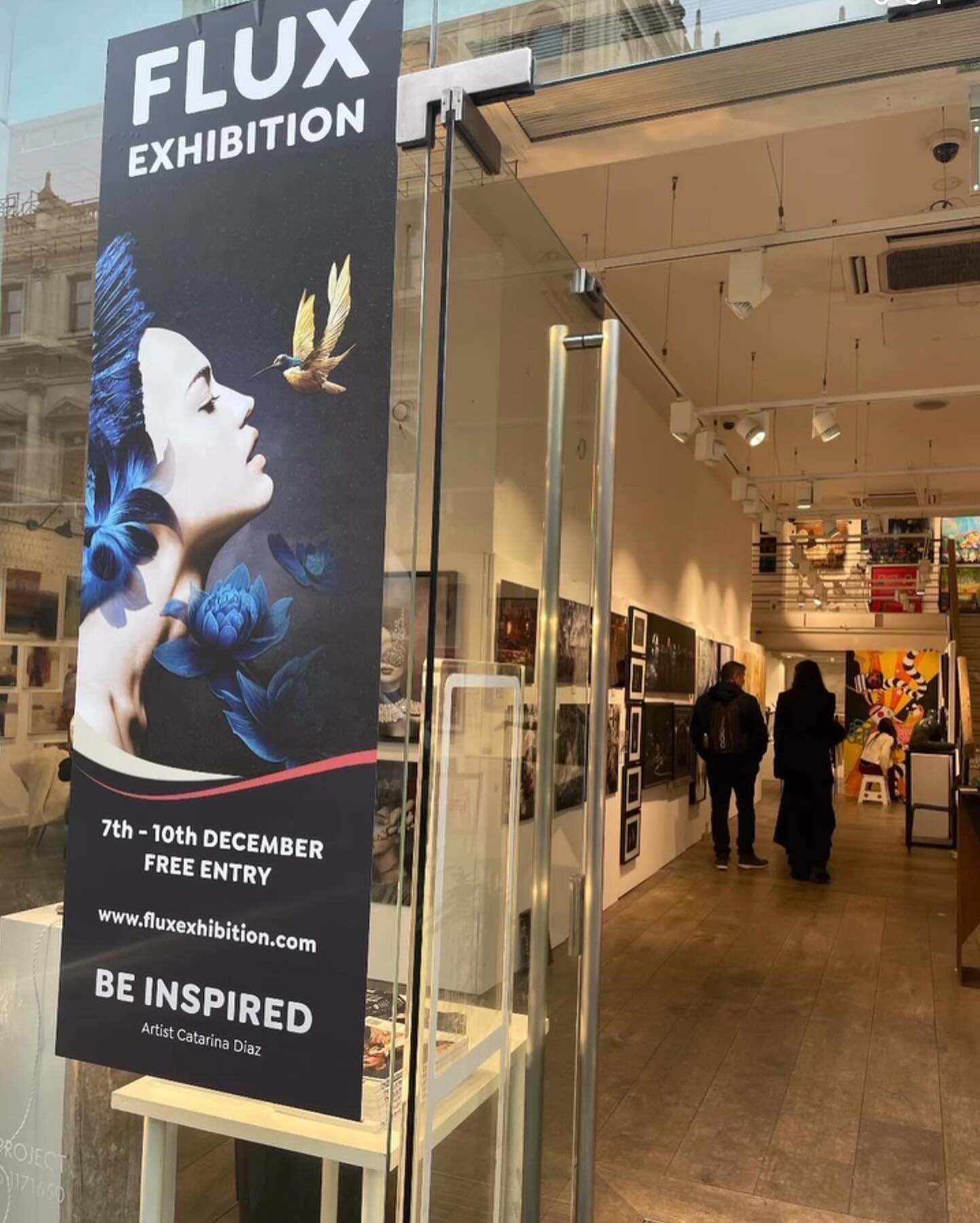 Absolutely loved @fluxexhibition ! 🌟 Incredible talent and creativity shone through every piece, from stunning abstracts to thought-provoking installations. Each piece told its own unique and captivating story. 🎨✨
And seeing @ashima_2016 Ashima Kumar’s art, our very own published author, was a highlight! 📚🖼️ Her visual storytelling is nothing short of inspiring.
Truly, art has the power to speak in a language of its own.
#ArtLovers #ExhibitionEvening #CreativeInspiration