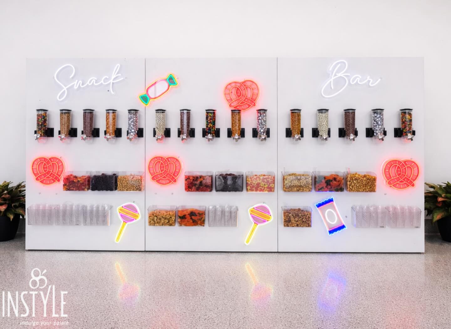 Looking back at the Real Estate Impact Conference at the University of Miami, where we reimagined our classic candy wall into an interactive Snack Bar experience featured throughout the conference.
Guests could mix, match, and build their own sweet and savory combinations between sessions—creating a colorful station that stayed lively all day.
Playful, interactive, and designed for movement between conversations and panels.
Because at InStyle Catering, we love taking familiar concepts and giving them a fresh perspective.
#miamicatering #instylecatering #miamievents #coralgables #umiami