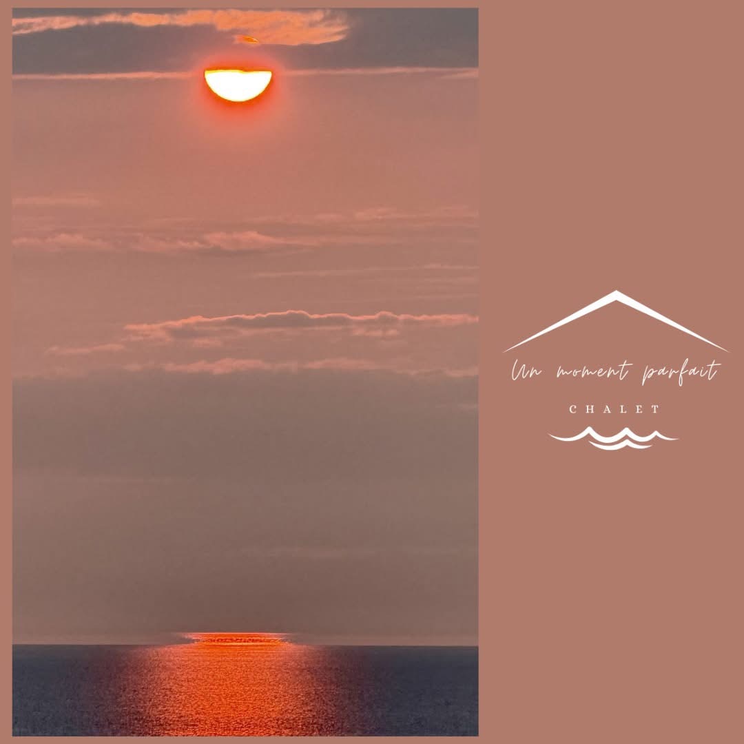 L’heure rosée…
ce point de bascule où tout devient plus doux, presque irréel.
Ajoutez un Moment Parfait à vos vacances. 🌅
Encore quelques disponibilités.
https://www.unmomentparfait.ca/reservations
#basstlaurent #fleuvestlaurent #chaletborddemer #vacancesquebec #momentparfait❤️