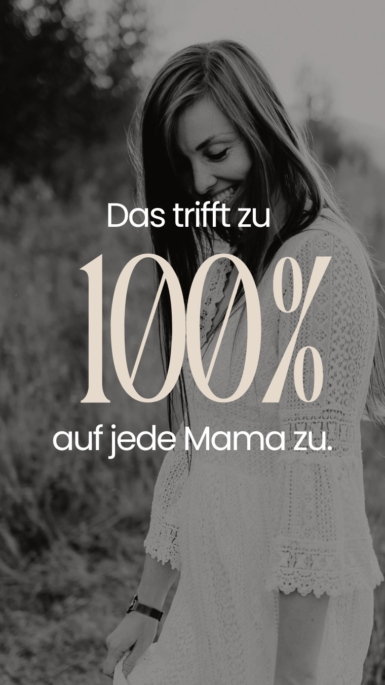 „Das ist mein Mann mit unseren Kindern.
In diesem Video.
Und auf 1000 Fotos in meiner Fotogalerie.
Aber ich schwöre, ich war auch dabei.“
Kennst du?
Ich war die, die Snacks eingepackt hat.
Die Jacken gesucht hat.
Die Pflaster in der Tasche hatte.
Ich war die, die angeschubst hat.
Die Hände gehalten hat, wenn die Rutsche doch höher war als gedacht.
Ich habe gelacht, geschoben, gerufen:
„Noch einmal!“
Und trotzdem sieht es auf den Bildern so aus,
als wäre ich gar nicht da gewesen.
Als hätte ich diesen Nachmittag nur organisiert.
Nicht erlebt.
Aber jede Mama weiß:
Wir sind überall in diesen Momenten.
Im Anschubsen der Schaukel.
Im Auffangen nach dem Sprung.
Im „Komm her, ich puste mal“.
Man sieht uns vielleicht nicht immer.
Aber ohne uns würde dieser ganze Nachmittag anders aussehen.
Und genau deshalb braucht jede Mama Bilder, auf denen sie auch wirklich vorkommt.
Nicht nur für heute – sondern für die Erinnerungen, die eure Familie eines Tages gemeinsam anschauen wird. 🤍
Schreibe mir, denn ich verstehe genau was das auslöst 🤍
#mamamachtfotos #mamaalltagmitbaby #mamaalltagmitkleinkind #momshelpingmoms
