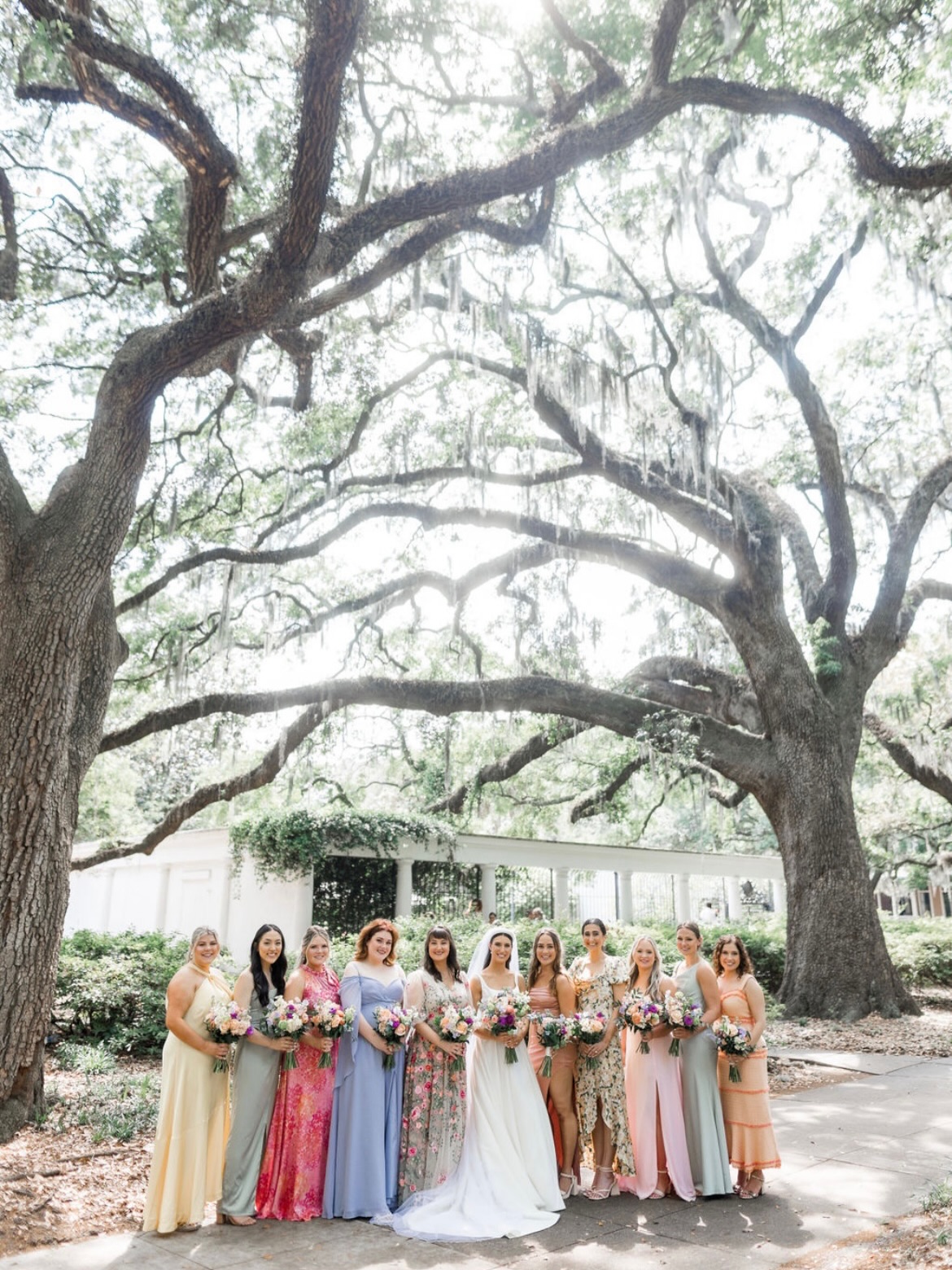 Spring bridesmaids dresses = soft colors, flowing fabrics, and the prettiest wedding party photos 🌸
Mix the shades, add fresh florals, and let your girls glow right alongside you. ✨
Photographer: @bronstonphotography
HMU: @40volumesalonandspa
Florals: @atozinnias
Planners: US
#savannahwedding #georgiawedding #springweddings #weddingplanner #bridesmaids