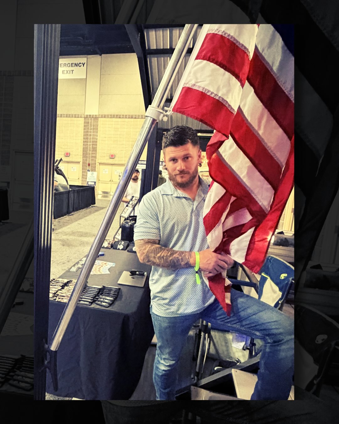 CAPTION CONTEST! Let’s have some fun on a Friday! Best caption on this pic of Co Owner and CEO of the Dock Masters, Gabe Bowen, gets a $50 @bassproshops gift card!! We will announce the winner Monday morning!
3…. 2…. 1… GO!
.
.
.
.
#captioncontest #caption #captionthis #friday #docklife