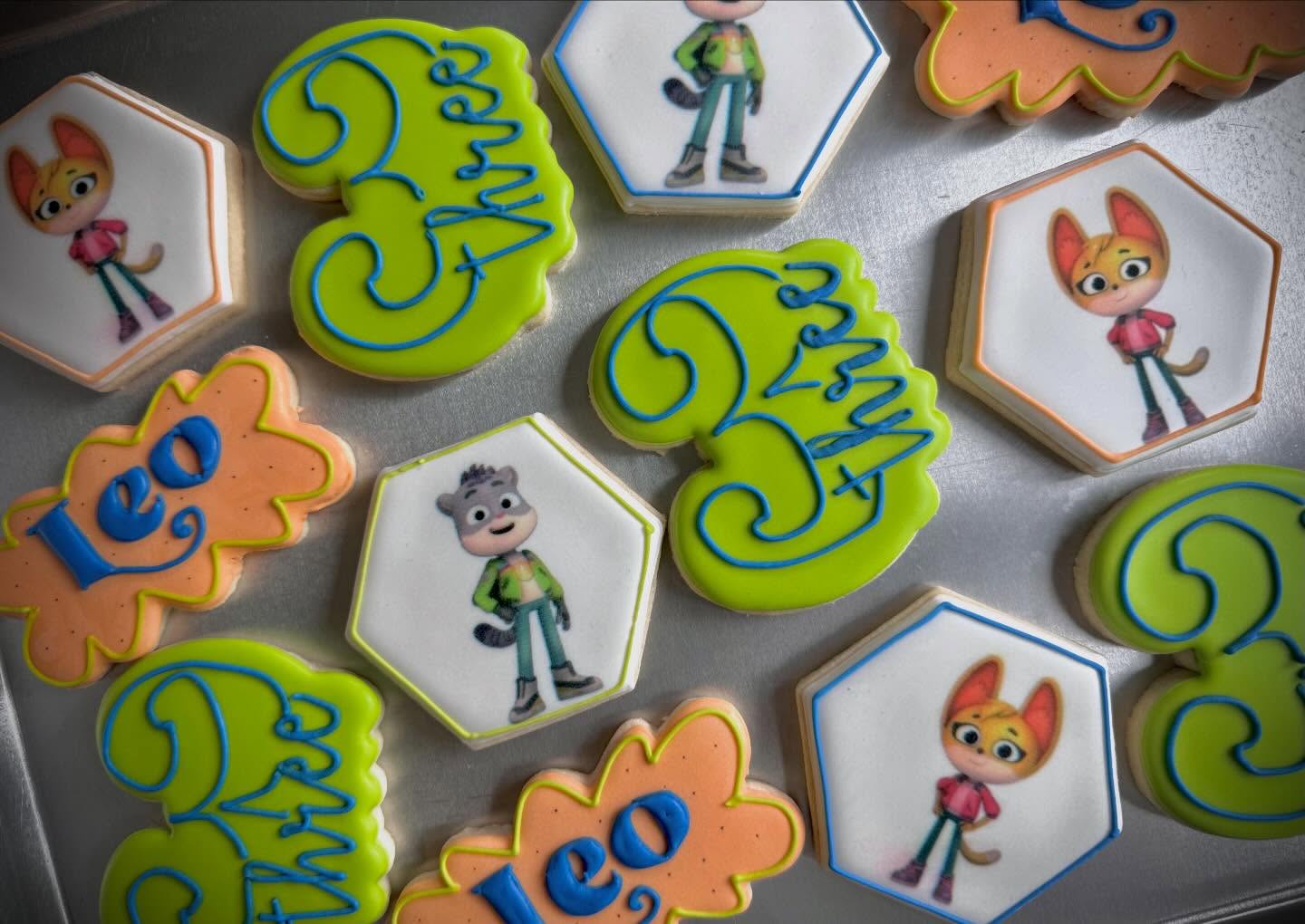 Happy Birthday Leo from @wishuponacookietx and Creature Cases!
We hope you had a fabulous birthday!!!
#birthdaycookıes #creaturecasescookies #decoratedcookiesfrisco #friscocookies #jesusgirl