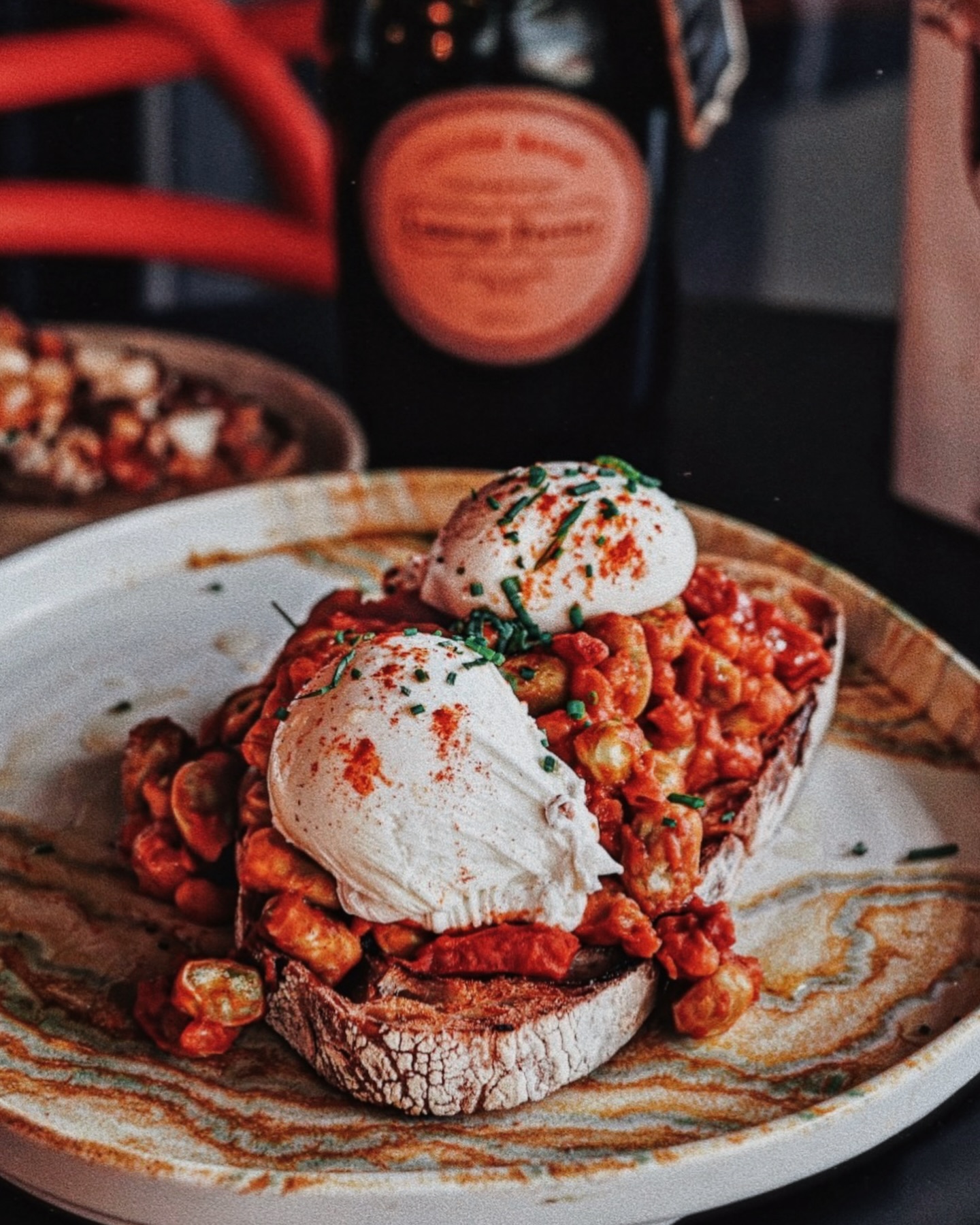 Have an egg-cellent day 😉
Breakfast and brunch available every day from 9:30 am
Breakfast in bed for someone special? All is available to takeaways , so no kitchen cleanup!
Call and collect or pop in and order and have a cheeky coffee while you wait.
Takeaways available on all menu items through the day until kitchen closes