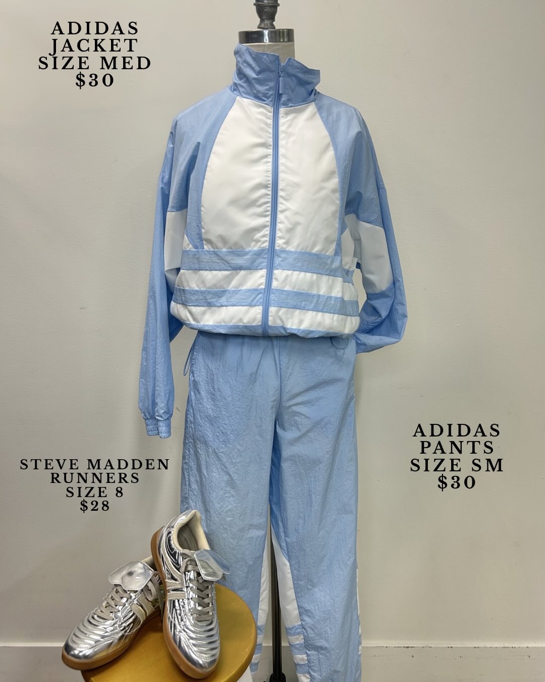 Run over to expressions to get your hands on this tracksuit 🏃♀️💙🤍