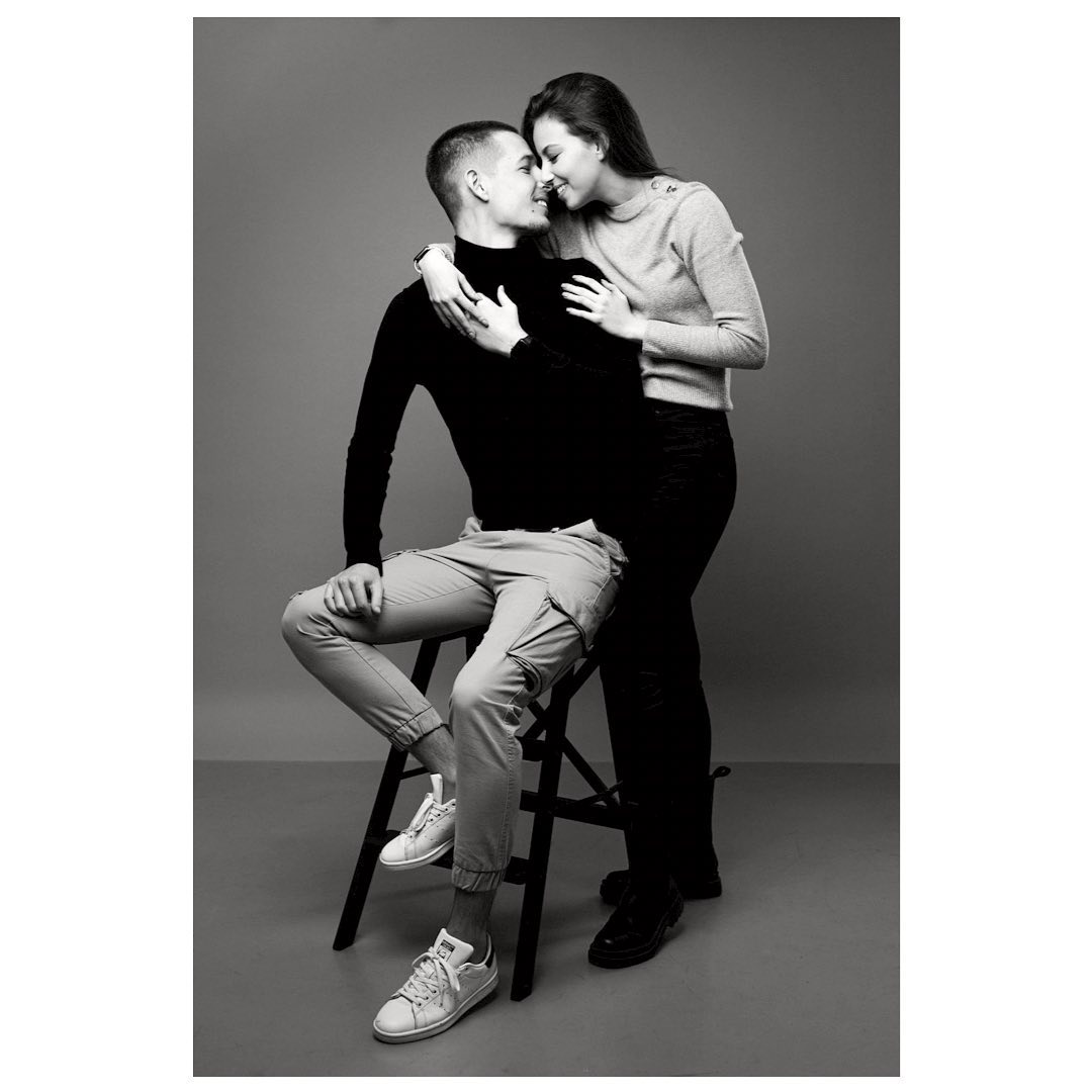 Niké 🤍 Arti #studiophotography #instagood #photography #photooftheday #couplephotography #picoftheday #photo #instadaily #model #photoshoot #portrait #instapic #canon #canonr6 #sigma #photostudio #couplesession #godox #foto #pic #pictureoftheday #photoshop #lightroom #love #like #couplegoals #photographylovers #photographylover #couplephoto