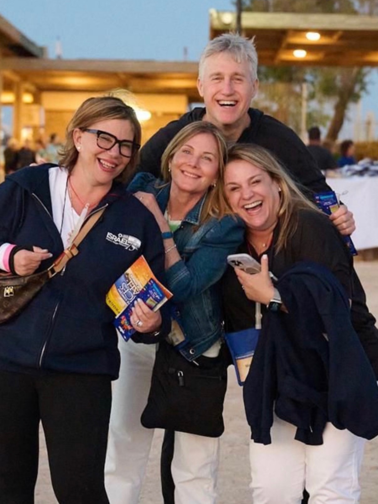 Friendships in midlife just hit different.
By this stage of life, we’ve lived enough to know what actually matters. We’re not looking for perfect. We’re looking for real.
The women who can laugh with us. Sit with us when things are hard. Celebrate the wins. And tell us the truth when we need to hear it.
These friendships aren’t about convenience or proximity anymore.
They’re about community.
About having people in your corner who understand the season of life you’re in, because they’re walking it too.
Midlife can be complicated, beautiful, messy, and surprising all at the same time.
It’s a whole lot easier when you don’t have to do it alone.
#Friendship #MidlifeBesties #MasteringMidlife #MindyBaer