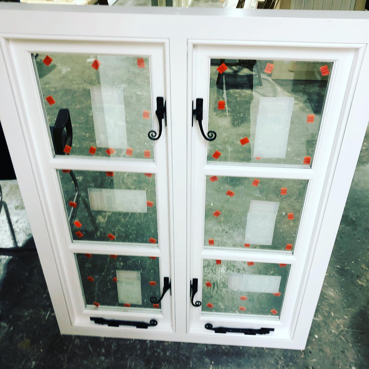 Hardwood casement window #madetomeasure#joinery #harwooddistrict #green