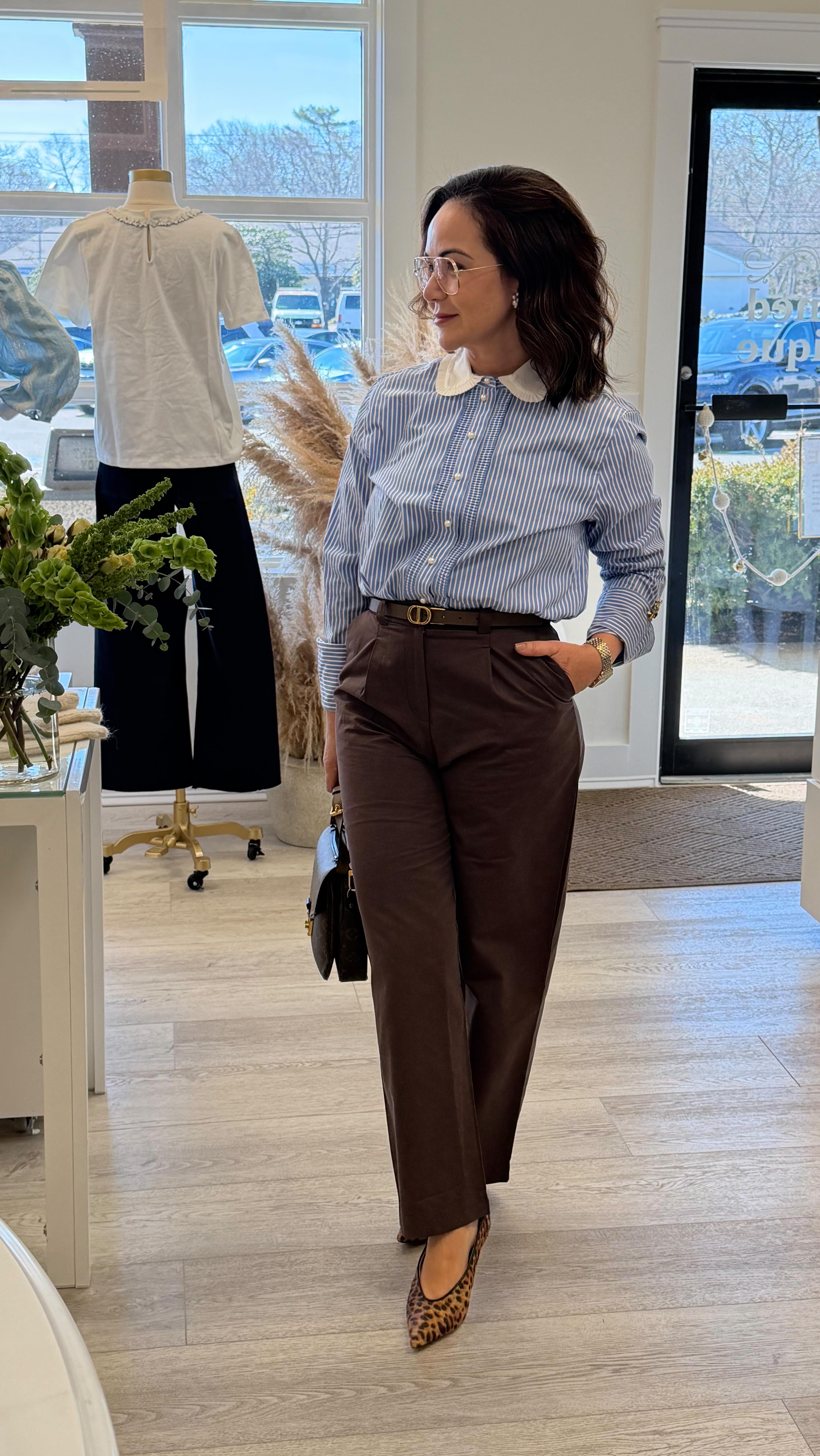 Happy Fashion Tuesday.
Style is a choice — make it a good one today. 😉💙🤎#adornedboutique #capecod #stylewithpurpose