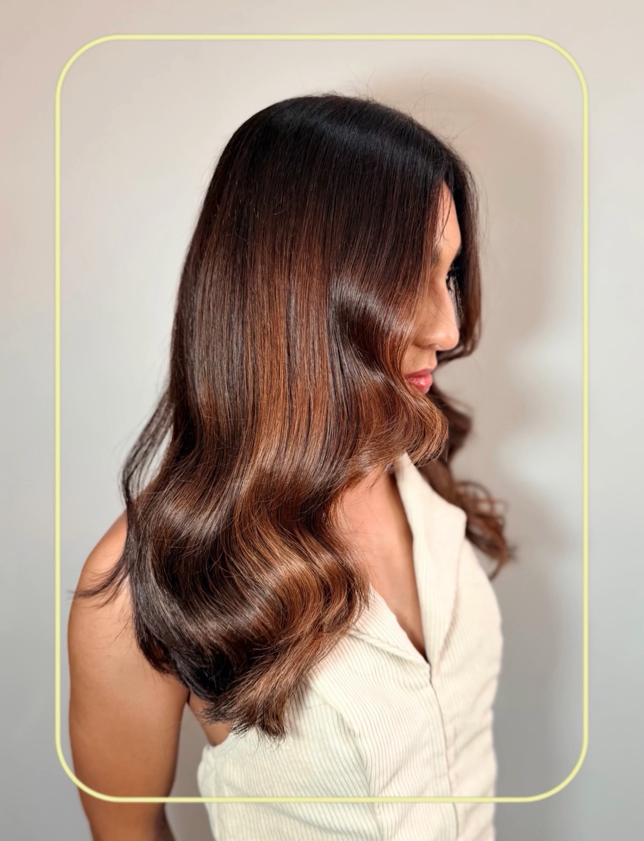 Rich brunette tones, seamless dimension, and effortless shine.
Healthy, glossy hair will always be the ultimate luxury... 📸🫶🏻 #richmondhairsalon #brunettebalayage #richmondhairsalon #colombian