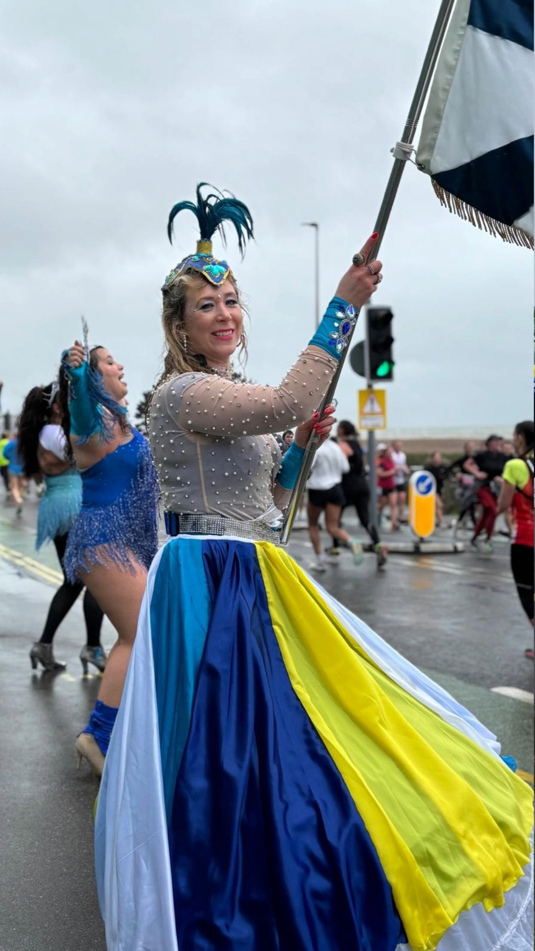Rain, wind, and a lot of determination 🌧️🥁
Huge congratulations to everyone who ran the Brighton Half Marathon 2026 on Sunday, the perseverance was incredible. Our drummers and dancers were proud to bring the beats through the rain. Thanks to the organisers for having us again… see you next year!
#BrightonHalfMarathon #BrightonHalfMarathon2026 #BrightonUK #BrightonCommunity #SambaEnredo #BateriaLife #SambaNoPe #CommunityMusic #TrySomethingNew #SambaDrumming #SambaDance #BrazilianRhythms #CommunityVibes #FindYourPeople