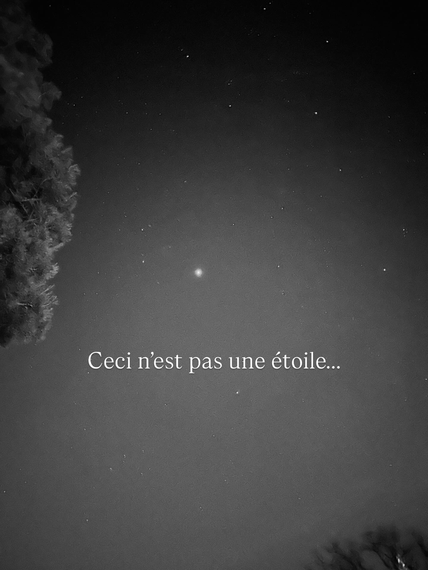 …c’est Jupiter. La plus grande planète du système solaire, visible à l’œil nu depuis votre terrasse ce soir.