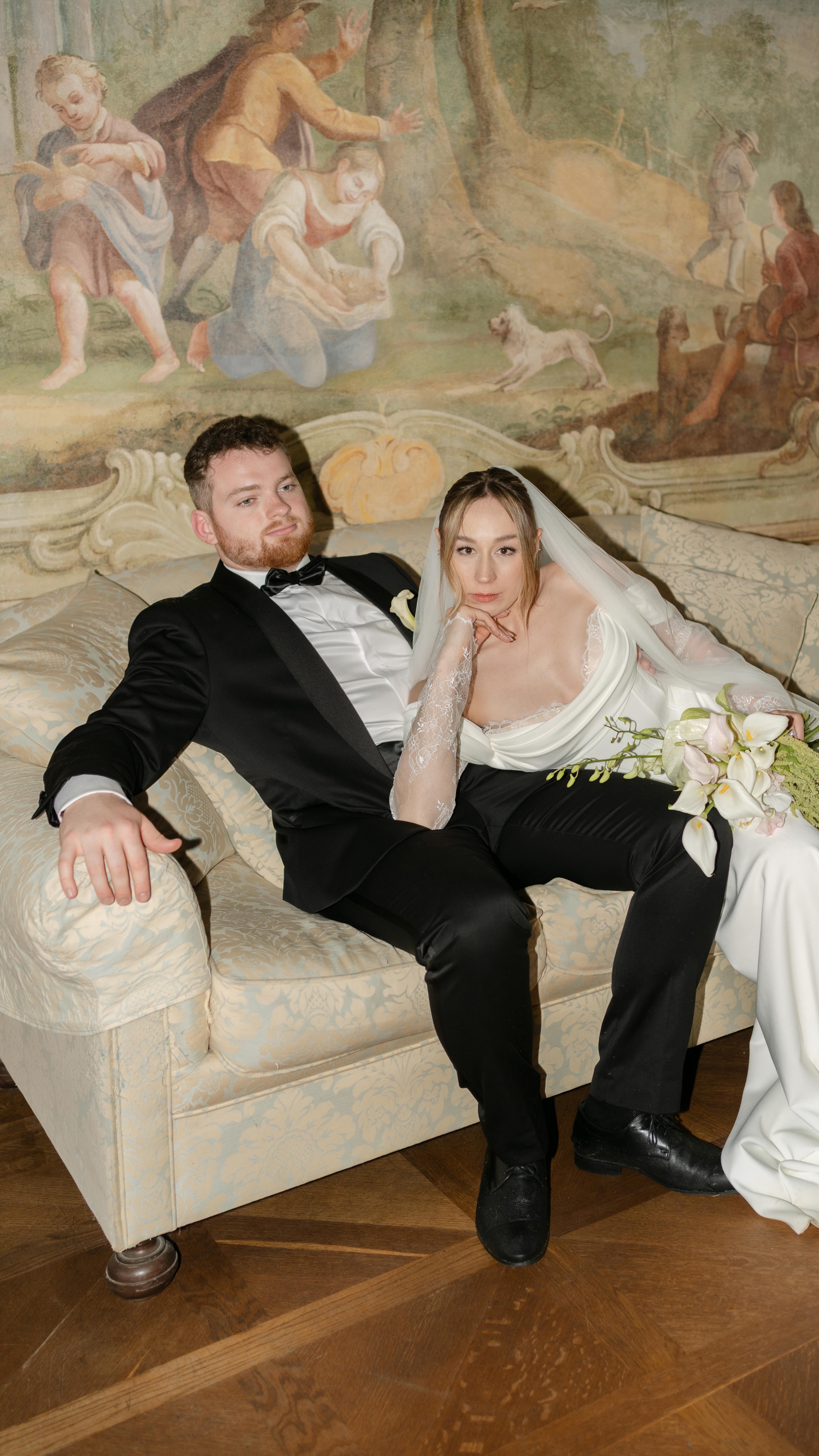 Propršená červnová svatba Terezky a Pavla na dokonalém zámku Bon Repos 🤍
-
#svatebnifotograf #svatebnifotografpraha #fotografhradeckralove #svatba2026