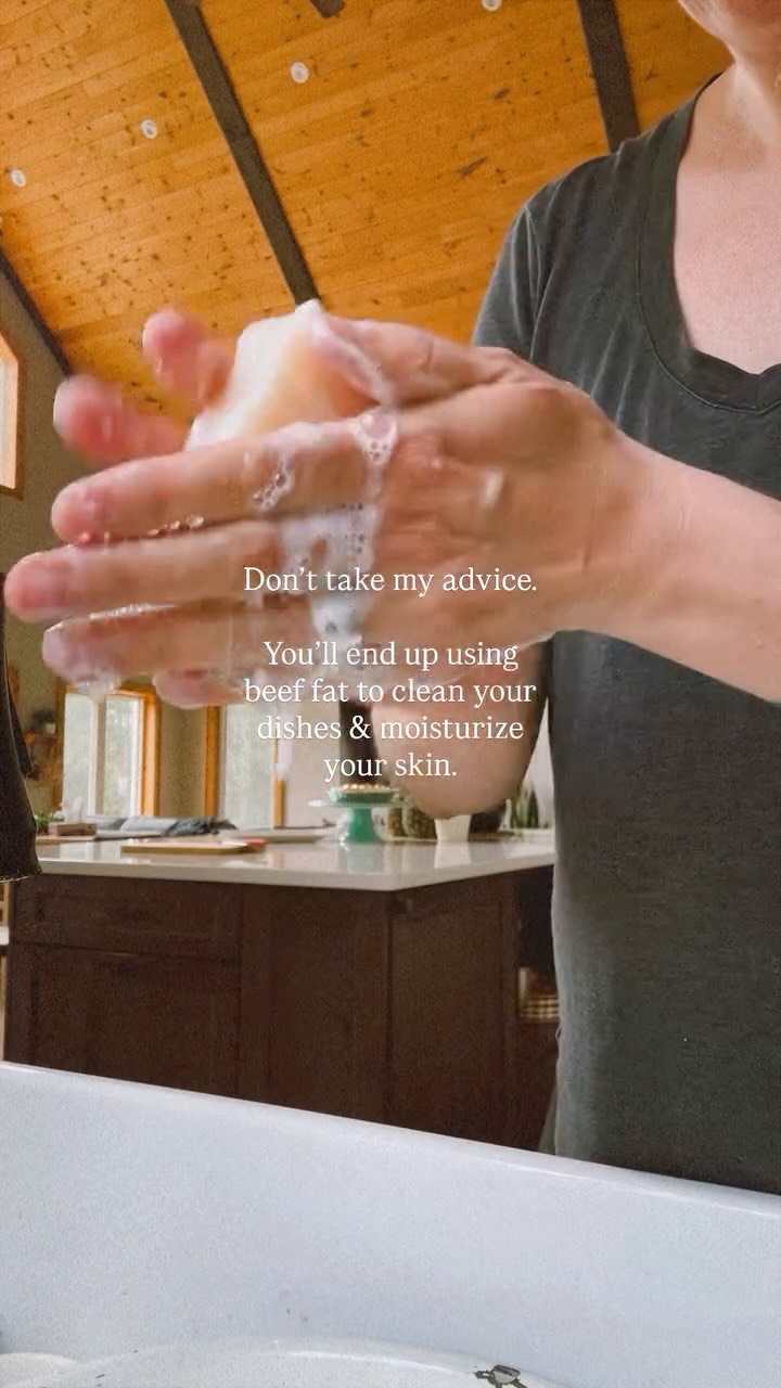 Fair warning… this might be a slippery slope.
First it’s washing your hands with tallow soap.
Then it’s washing your dishes with it.
Next thing you know you’re moisturizing your face with beef fat and wondering why your skin has never been happier.
Don’t say I didn’t warn you.
#bloomsandtallow #tallowskincare #naturalskincare #farmtoskin #tallowsoap