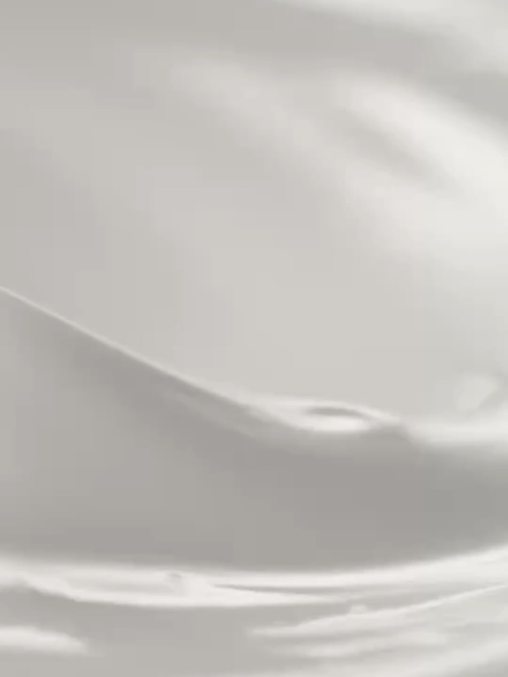 Meet the new Skin-Friendly Milk Cleanser by @swissline.skincare . Your skin’s new best friend when it comes to cleansing your skin. 🤍
Cleansing is more than a daily habit. It’s the foundation of long-term skin health. The right cleanser removes makeup, pollution, sweat, excess sebum & SPF - while protecting your microbiome and skin barrier.
That’s exactly what this does.
✔️ This low-pH, microbiome-friendly formula cleanses deeply without stripping. And actively strengthens your skin barrier, so your serums, creams & masks work even better.
Key Ingredients:
🥛 Edelweiss – antioxidant protection
🥛 Centella Asiatica – soothing & repairing
🥛 Ceramides – barrier support
🥛 Amino Acids – hydration & strengthening
🥛 Panthenol – calming & moisturising
🥛 Bisabolol – anti-inflammatory
🥛Lactic Acid – gentle exfoliation & pH balance
#Swissline #SkinFriendlyCleanser #CleanSkin #MicrobiomeFriendly #SkinLongevity