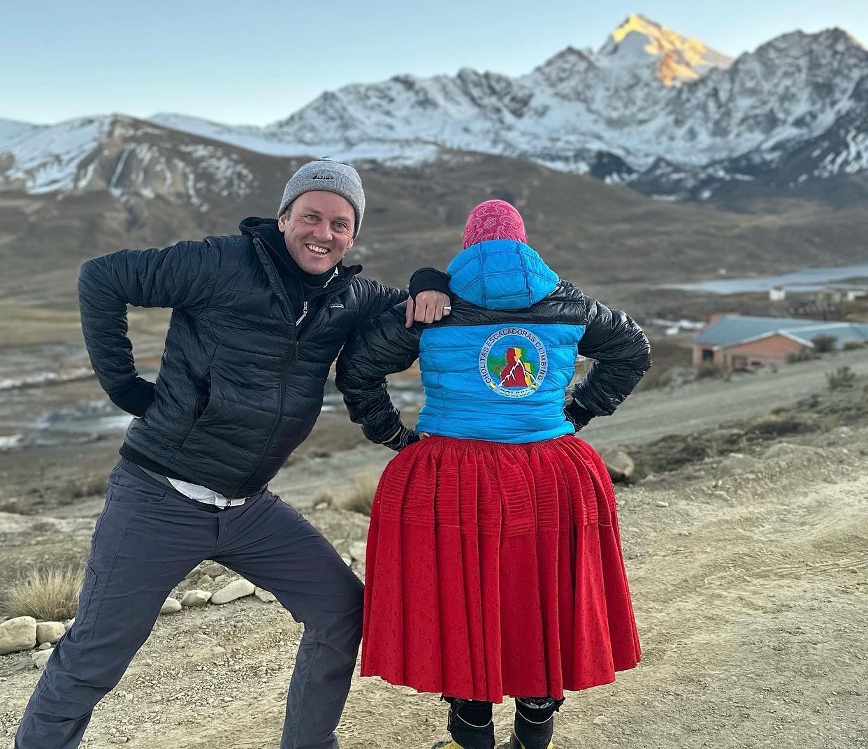 @cholitasescaladoras till we meet again on this journey of telling your story. My cheeks are bursting with cocoa leaves and smiles.