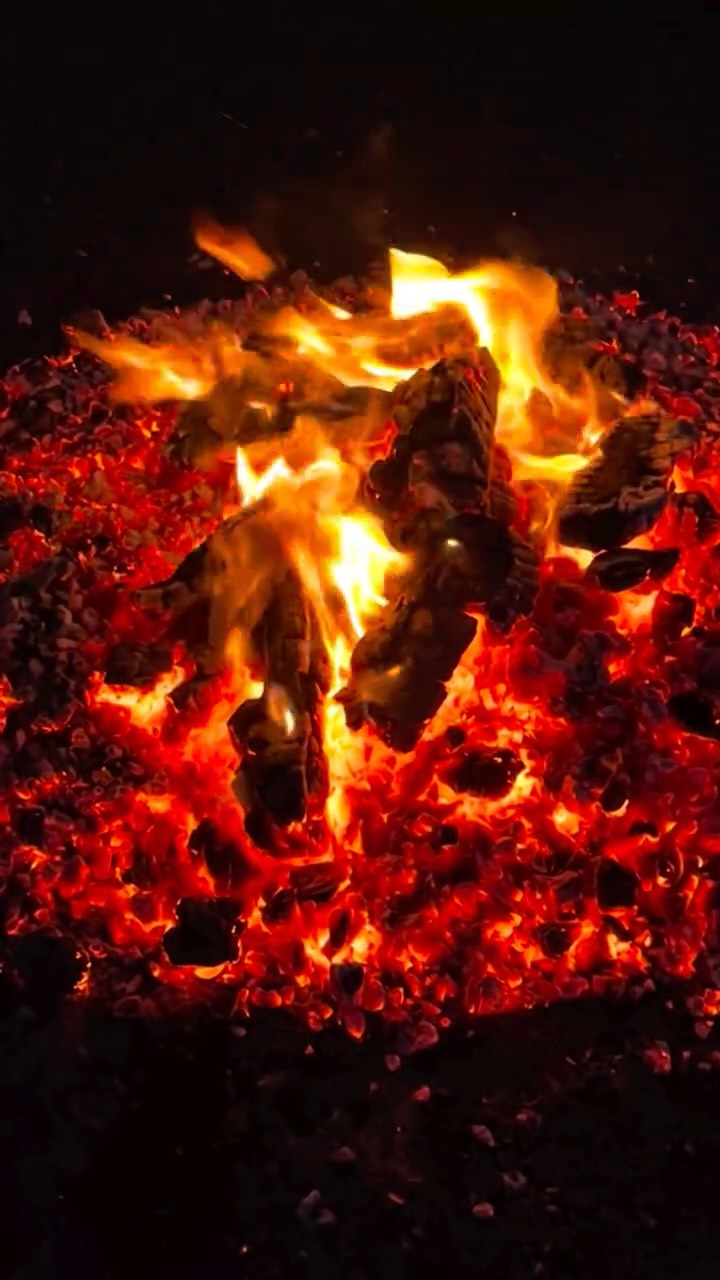 Something magical is coming… 🔥👣🐎🌕💐
I don’t think some of you know that I am also a Firewalk Instructor & Breakthrough Empowerment Coach. With this being the Year of the Horse, it feels like the perfect time to bring back our fire events.
I had originally planned to run one for the Spring Equinox in March, but with the Crystal Shop expansion and opening, time has flown by and as many of you know… I’m not a huge fan of the cold either!
So I’m delighted to announce and invite you to our Beltane Fire Walk & Celebration on 1st May. I would love for you to join us 🌕💐🌸✨🔥
Come and celebrate Beltane & the energy of 1st May with an evening of fire, movement and celebration with Helen & myself.
May carries powerful energy for change and forward momentum. Anything that may not have fully taken shape in January can be revisited now, allowing you to make adjustments & set the tone for the second half of the year.
As we move through the Year of the Fire Horse, gathering around the fire feels especially aligned — honouring courage, passion & transformation.
The evening will include an optional fire walk for those who feel called to take part. If walking the fire doesn’t resonate with you, you are warmly invited to dance around the fire, connect with the energy and celebrate in your own way.
Feel free to wear or create a flower crown as we gather under the Flower Moon, celebrating the abundance of late spring as nature begins to move towards full bloom.
Held at The Reid Rooms, this will be a joyful evening of music, dance, freedom of expression and community. A space to release the old, welcome the new & celebrate the fertility, abundance and prosperity that Beltane represents.
✨ If you are looking for something a little different, this magical evening of fire, flowers and celebration may be exactly what your soul is calling for.
Breaking free of old patterns and pushing us forward with fire in our bellies!
Flower Full Moon Release - A Beltane Celebration
Date: Friday 1st May 2026
Time: 6pm to 9.30pm
Venue: Margaret Roding, Essex CM6
Let’s fire it up 🔥🌕💐💃🏼✨
Much love
Natasha
💚🐎✨
#fullmoon #onfire #letsdance #fireenergy #firewalkwithme