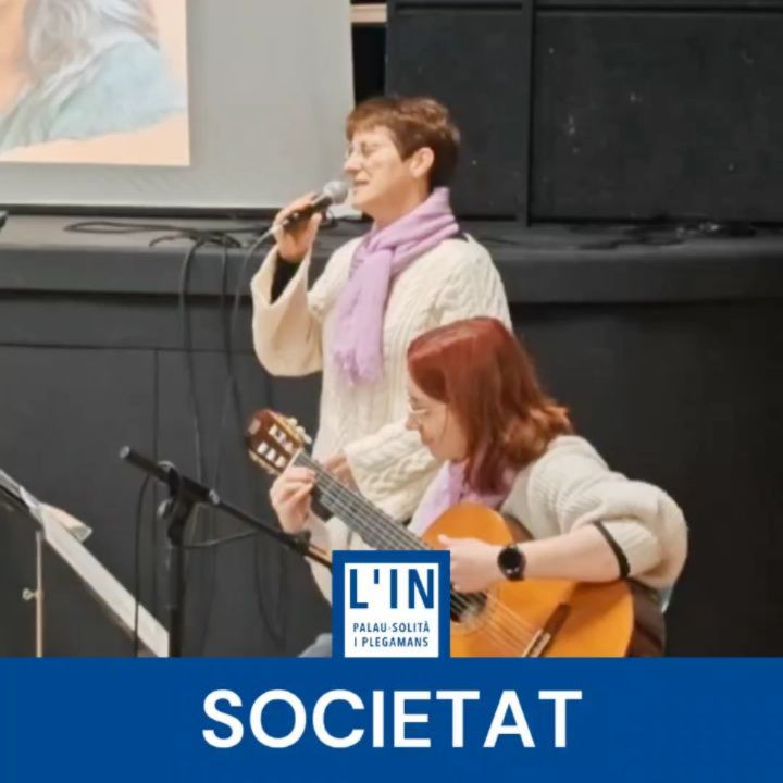 8M DIA INTERNACIONAL DE LES DONES. La sala Polivalent ha acollit l'acte institucional del 8M. La regidora d'Igualtat i feminismes, Patricia Freire, ha obert la lectura de manifestos, que ha comptat amb les intervencions dels alumnes d'Escola Palau, Can Periquet i Ramon Casas. La nota musical l'han posat Anna Soley i Yaiza Peña, que han interpretat el tema '8 de març', de Mariona Escoda, amb lletra del poema homònim de Maria-Mercè Marçal. L'alcalde, Oriol Lozano ha clausurat l'acte.
@ajpalauplegamans #Palausolitaiplegamans #Psip #8marzo #8m #8març
