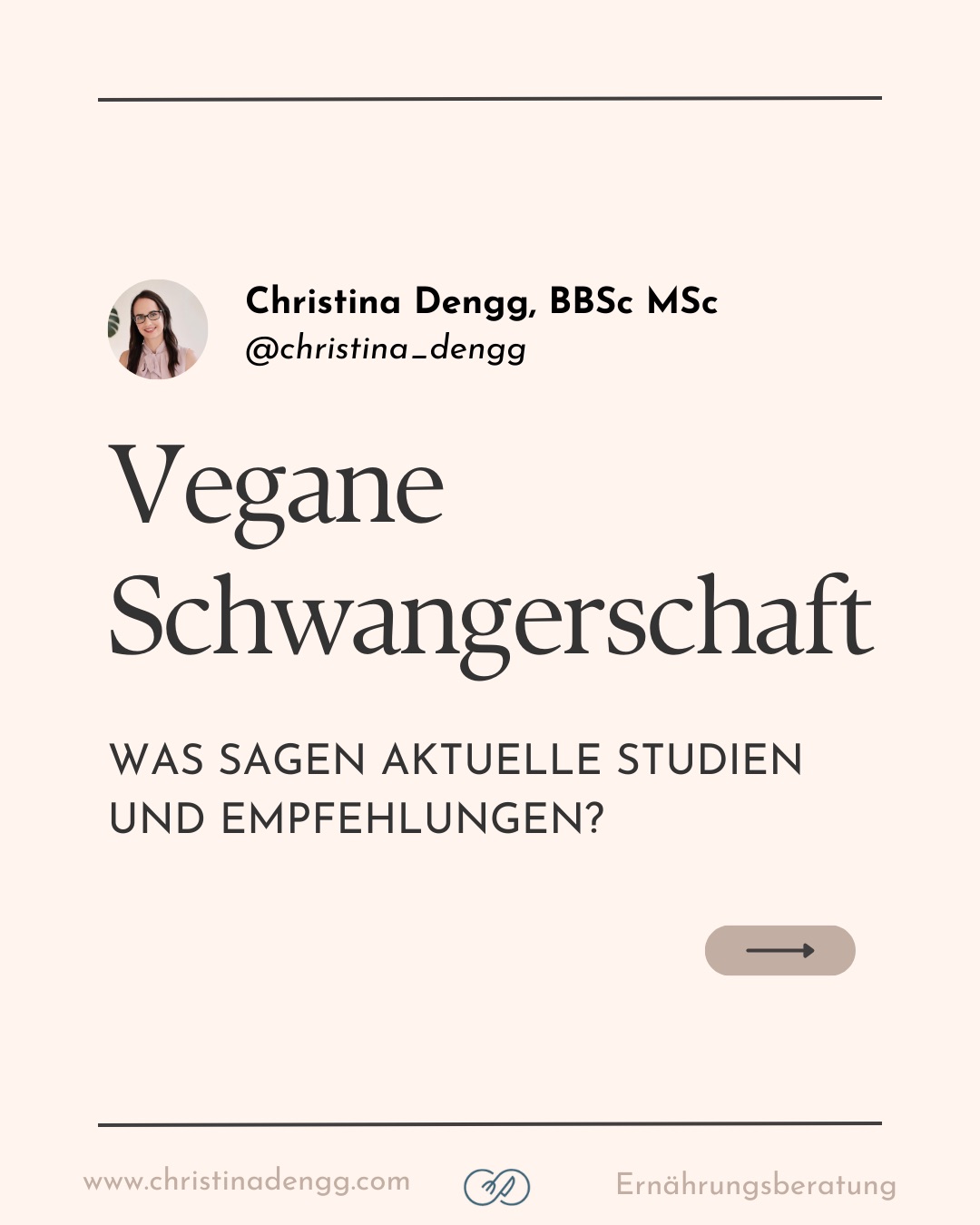 Vegane Ernährung in der Schwangerschaft – geht das überhaupt?
Diese Frage kommt in der Ernährungsberatung immer wieder auf.
Die aktuelle Datenlage zeigt:
Die Studienlage ist noch begrenzt und Ergebnisse sind teilweise uneinheitlich. Gleichzeitig wird immer klarer, dass es weniger um die Ernährungsform selbst geht – sondern darum, wie gut sie geplant ist.
Entscheidend sind unter anderem:
• eine ausgewogene Lebensmittelauswahl
• die Versorgung mit potenziell kritischen Nährstoffen
• eine individuelle Begleitung durch qualifizierte Fachkräfte.
Gerade in Schwangerschaft und Stillzeit ist eine gute Planung besonders wichtig.
Wenn du dich in dieser Phase vegan ernährst oder darüber nachdenkst, kann eine individuelle Ernährungsberatung helfen, die Versorgung optimal sicherzustellen.