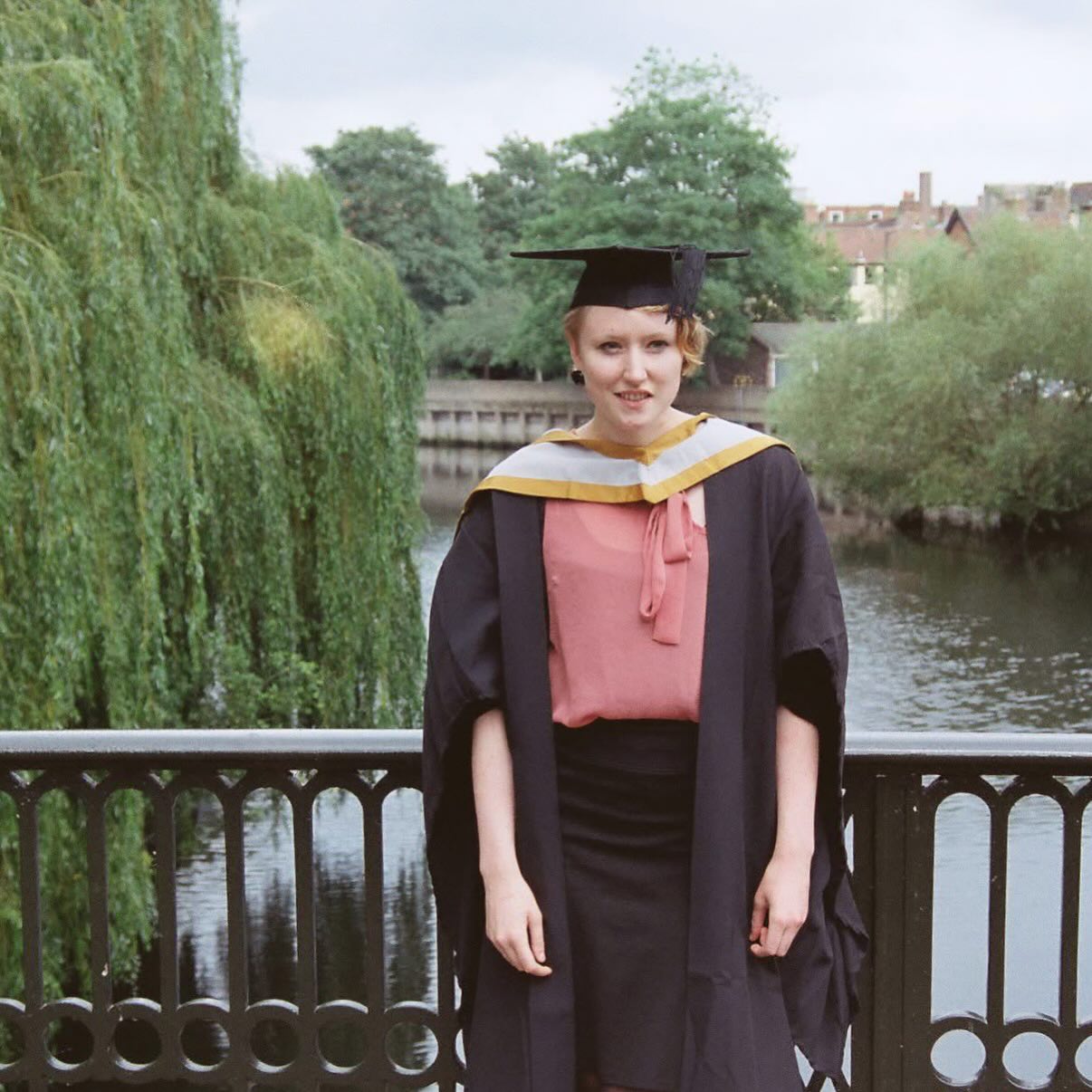 This girl ^ has a lot to be proud of, and I’m looking back on these photos with a big hug today. This was me not knowing what was next, scared, full of doubt and voices saying (from other people) ‘what are you going to do with an art degree’. Well, Rebecca, we made it - the next years will be full of colour - highs and lows and some pinch me moments… it’s all part of that squiggly journey of being a creative.
Thank you for your continued support and I can’t wait to show you (when I can) what I’ve been working on, I think it’s safe to say it’s my dream. I’m very proud ✨
To anyone reading this, in the words of 🐰 Bad Bunny: “You should also believe in yourself. You’re worth more than you think. Believe me.”
#artist #proud #artcareer #artistsofinstagram #badbunny @illustration_by_rebecca