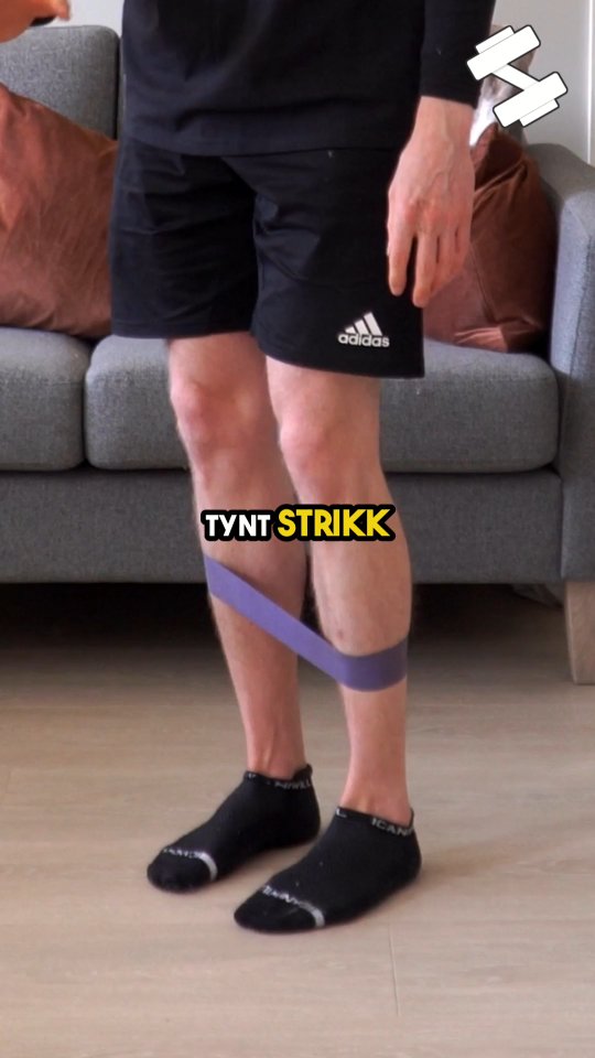 Styrk hoften med en strikk 😀 #hjemmetrening #treninghjemme #miniband