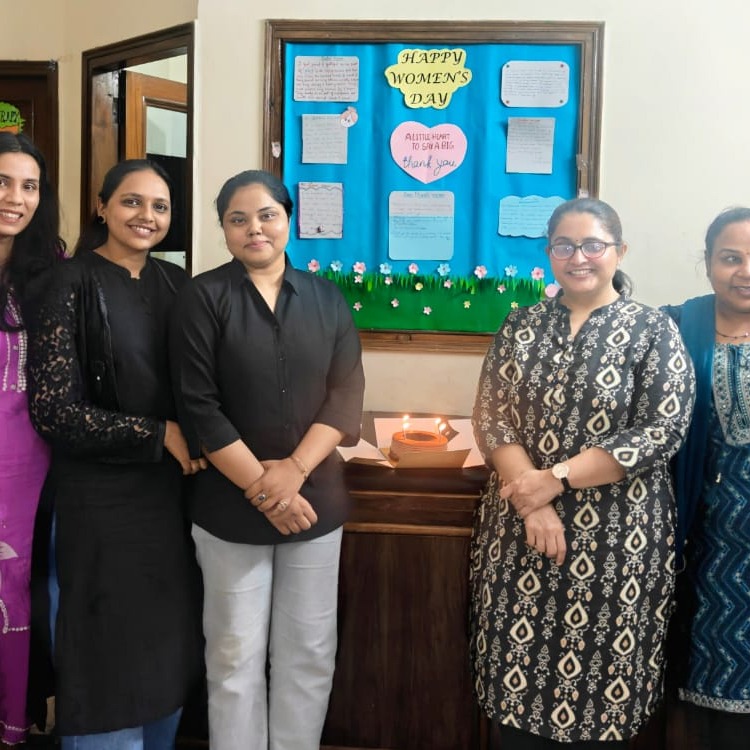 https://wix.to/AHdo0Hm
Behind every child who learns to listen, speak, and express… there is a team of powerful women making it possible. 💜
This Women’s Day, we celebrate the incredible women at Unicare Speech & Hearing Clinic — therapists, caregivers, mentors, and changemakers who dedicate their hearts to helping children communicate and grow.
Every day they bring:
✨ patience
✨ compassion
✨ expertise
✨ and unwavering dedication
From therapy rooms to team celebrations, their passion continues to transform lives and empower families.
At Unicare, we are proud to be a space where women lead, inspire, and make a difference every single day.
💐 Happy Women’s Day to all the amazing women shaping brighter futures.
— Team Unicare
#WomensDayCelebration
#WomenInHealthcare
#SpeechTherapy
#OccupationalTherapy
#WomenEmpowerment
#UnicareSpeechAndHearing
Special Thanks to Dr. @dr.amit095 our OT sir for creating beautiful wall art.