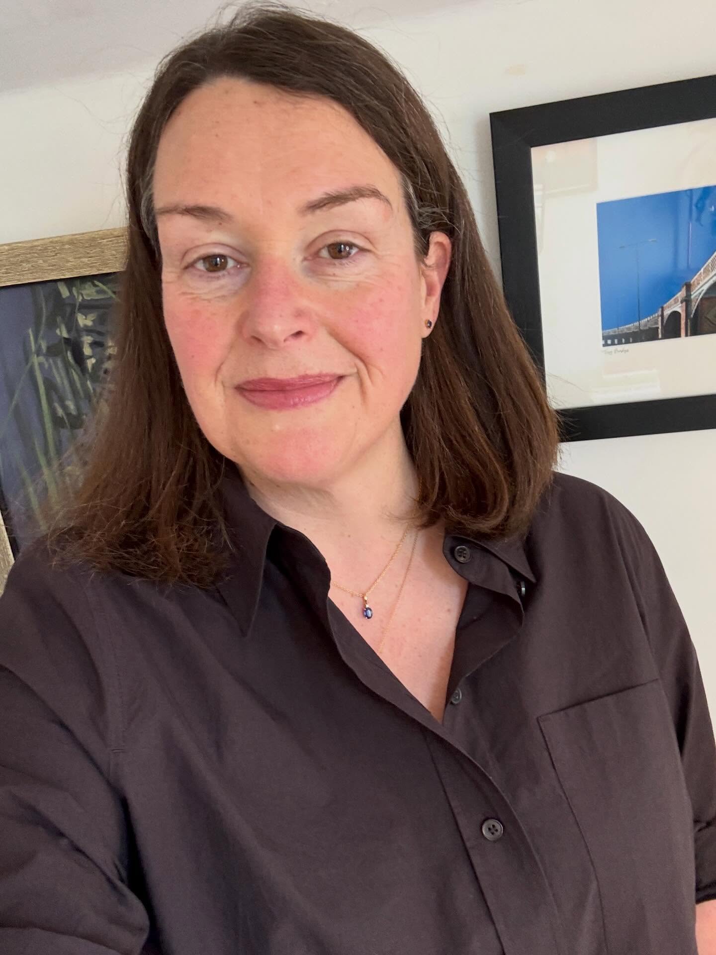 Friday Feels!
Behind the scenes of another week in Executive Coaching for High Performance.
I coach high-achieving C-suite, Directors, VPs, Founders and Heads Of. Here is what I am celebrating for them this week. A mix of some quite deep, uncomfortable conversations and some practical, possible steps forward.
✅ Celebrated my client achieving their promotion after just 4 months of focusing on their leadership presence. Buzzing!
✅ Unpacking a complicated and let’s be honest frustrating experience with an aggressive stakeholder in order to come up with an adult way forward
✅ Finding the balance between being an available, empathetic boss and holding a boundary of this is a professional workplace and not a lifestyle inconvenience
✅ Boss behaving badly? Acknowledge this really affects you and build some distance that keeps things professional but safer
✅ Does your working day start at 5pm once your back to back meetings are done? Let’s fix that. Get the calendar open and pick some meetings to decline and replace with deep work time. Satisfying.
✅ Levelling up and feeling overwhelmed? Let’s design a light system to help you priortise and keep track of your work. The game has got bigger and messier, you can’t reply on just keeping everything in your head.
And for me:
✅ Spending some extra quality time with my Confidence Clubmates this week, hosting a study space to push through deep work.
What’s the highlight of your week?
#executivecoach #confidence #highperformance