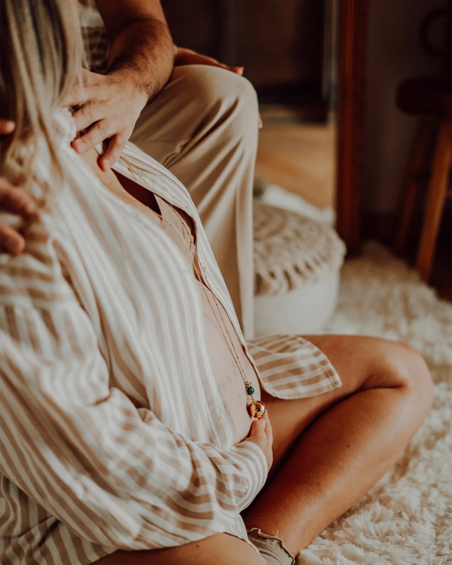 Une douce attente, baignée de lumière… ✨
Deux cœurs qui s’apprêtent à en accueillir un troisième.
Les premiers instants d’une histoire qui commence déjà à s’écrire.
#roanne
#photographeroanne
#séancegrossesse
#photographematernite
#instantprecieux
#souvenirsdoux