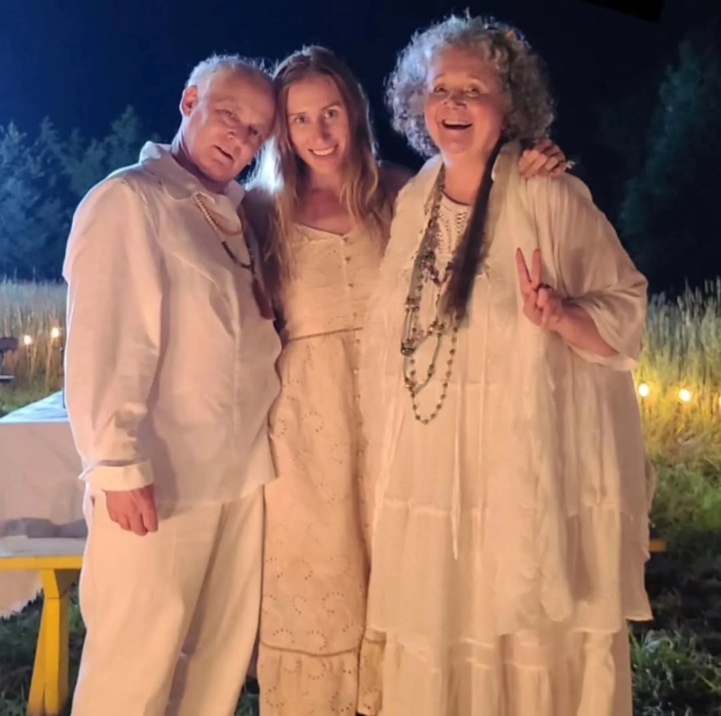 Watch God of Frogs on AppleTV or Amazon Prime in the US, UK and AUZ, and see what me and these cuties get up to.
@sullybahn @lynnegriff17