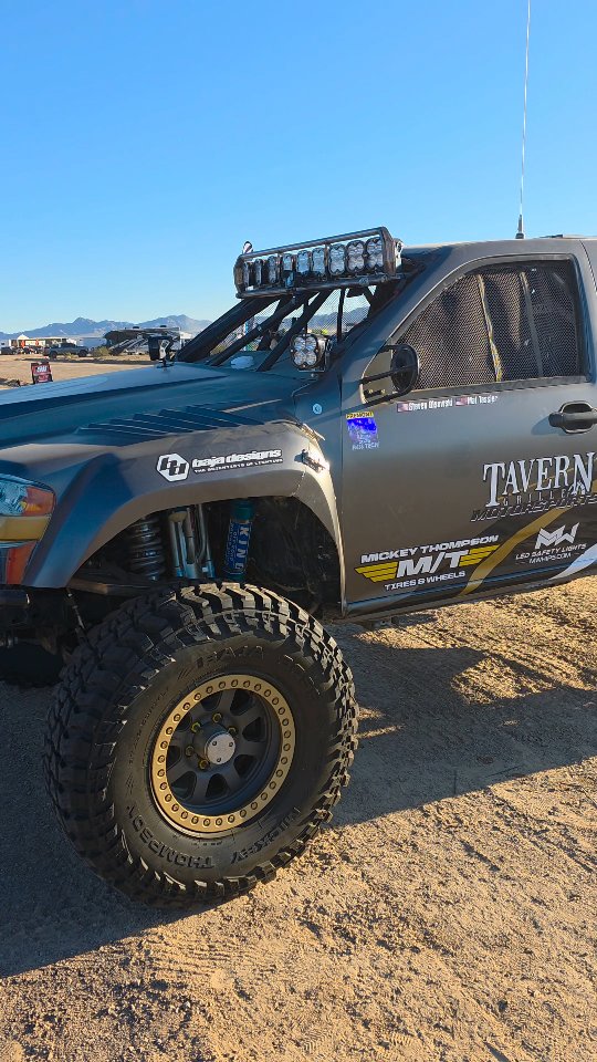 The @themint400 may have not gone the way we had hoped, but any day in the desert is a good day!
#Mint400 #offroad #racing #PoweredByBlueDEF #vegas