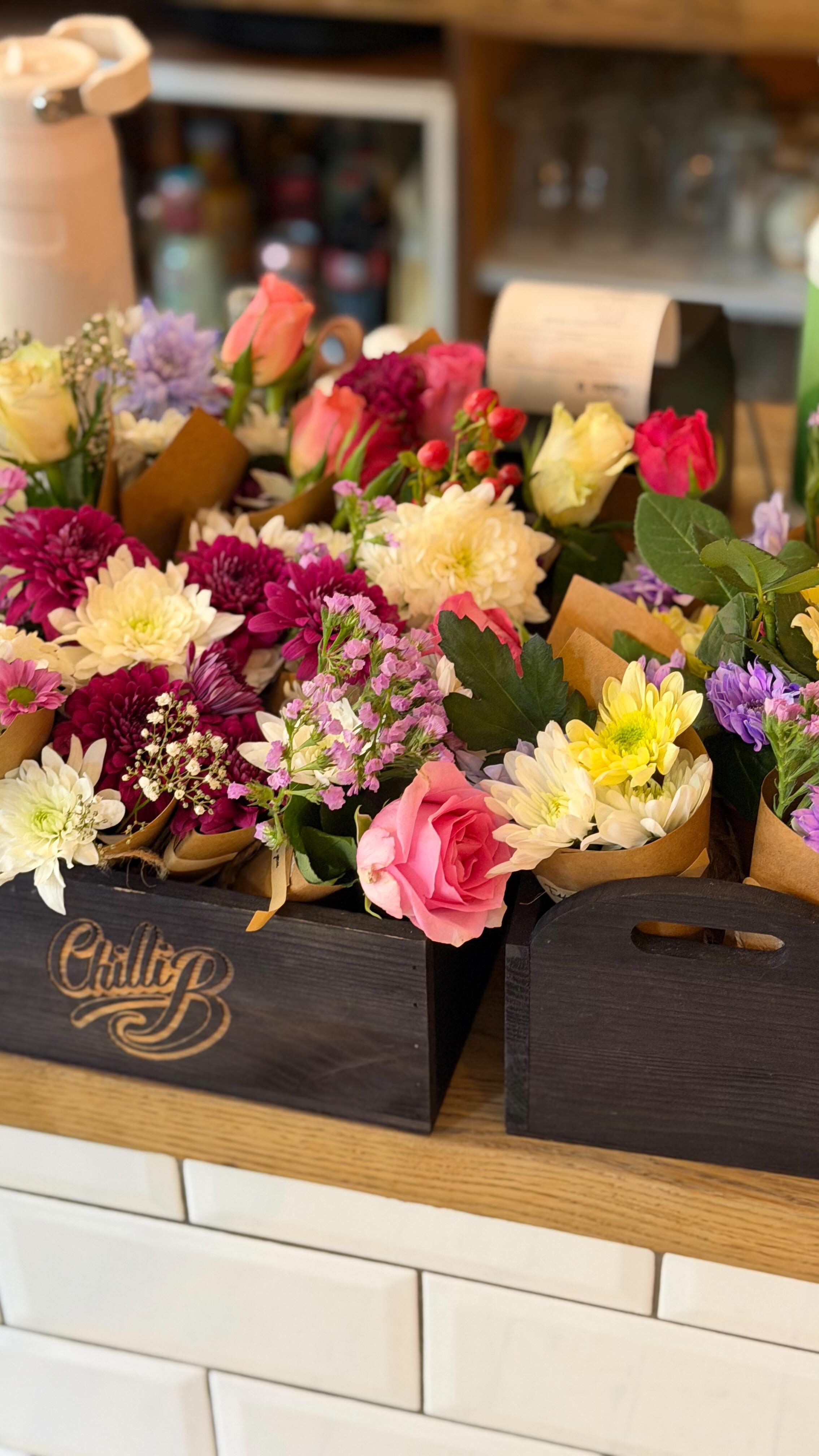 Happy International Women’s Day! We wanted to make it a little more special for our customers, and their smiles totally made our day! 🌷💐💕
#chillibs #internationalwomensday #chillibhitchin
