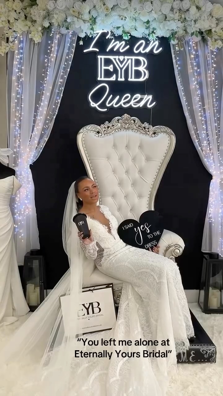 Whoops! If you’re looking for your wedding dress, start now and book your appointment via the link in our bio or dm us 💍💐
#weddingdress #bridalboutique #engagedtiktok #fyp