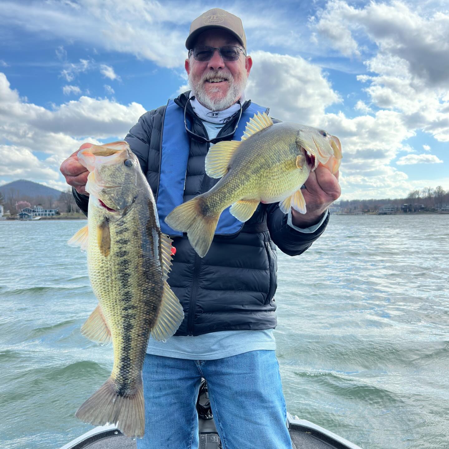 The new ride has a few hours on the engine and the fish seem to like the looks of the @triton_boats_official 20XP. Back at it again tomorrow with @epicericofficial in the @anglerschoicemarine_ tournament trail on Smith Mountain Lake. #largemouthbass #tournament #guidelife #lake #largemouth