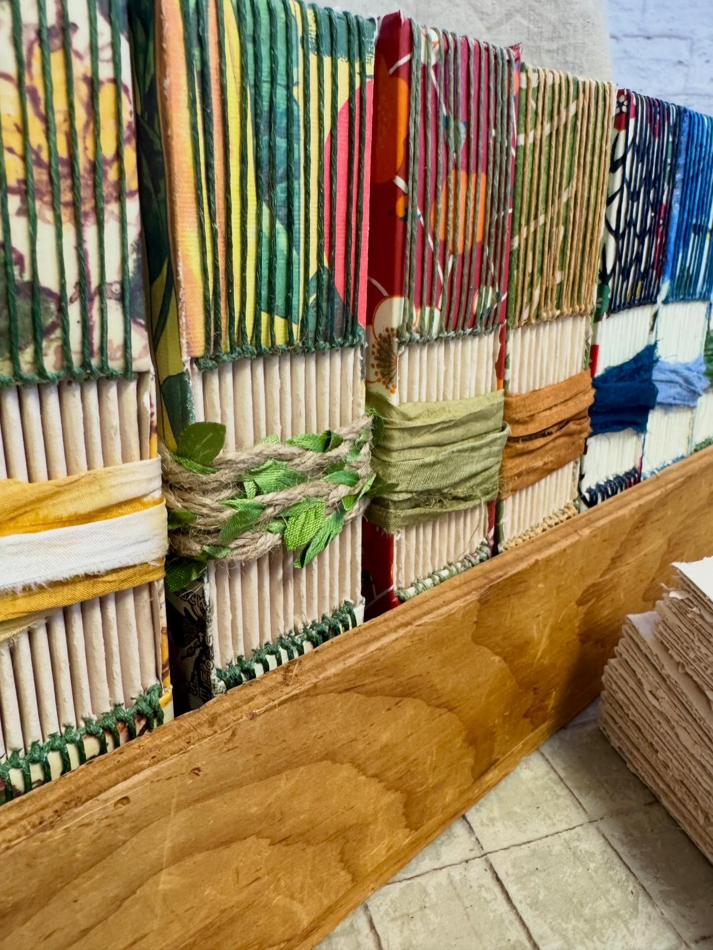 Hi Beloveds - I made such a pretty reel to celebrate International Bookbinder’s Day, but alas, Instagram and my phone are not on speaking terms! 😜 Hopefully they will sort out their app glitch & I can return to regular posting.
In the meantime… I hope you are blessed with some sunshine wherever you are 🌞🌻💛